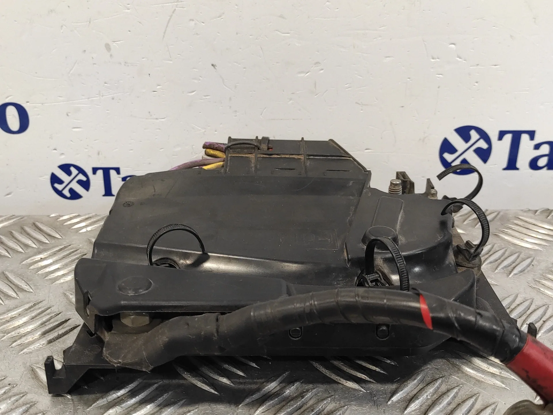 Caja Reles / Fusibles para Ford C-Max