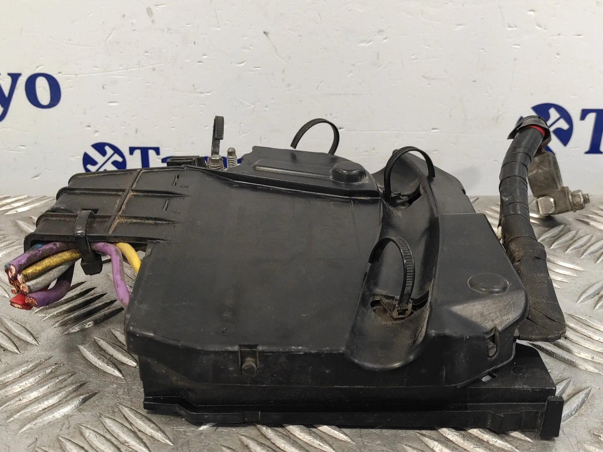 Caja Reles / Fusibles para Ford C-Max