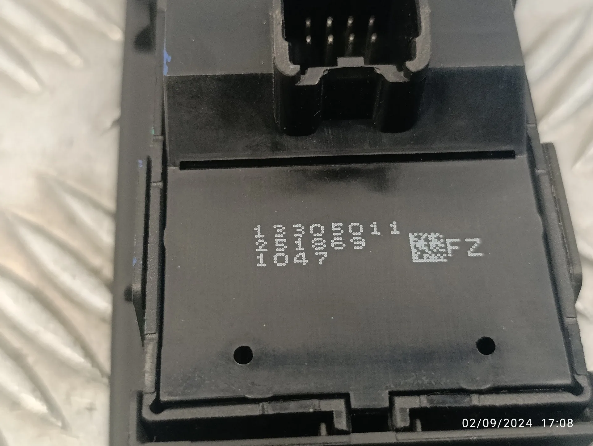 Mando Elevalunas Delantero Izquierdo para Opel Astra J Lim.