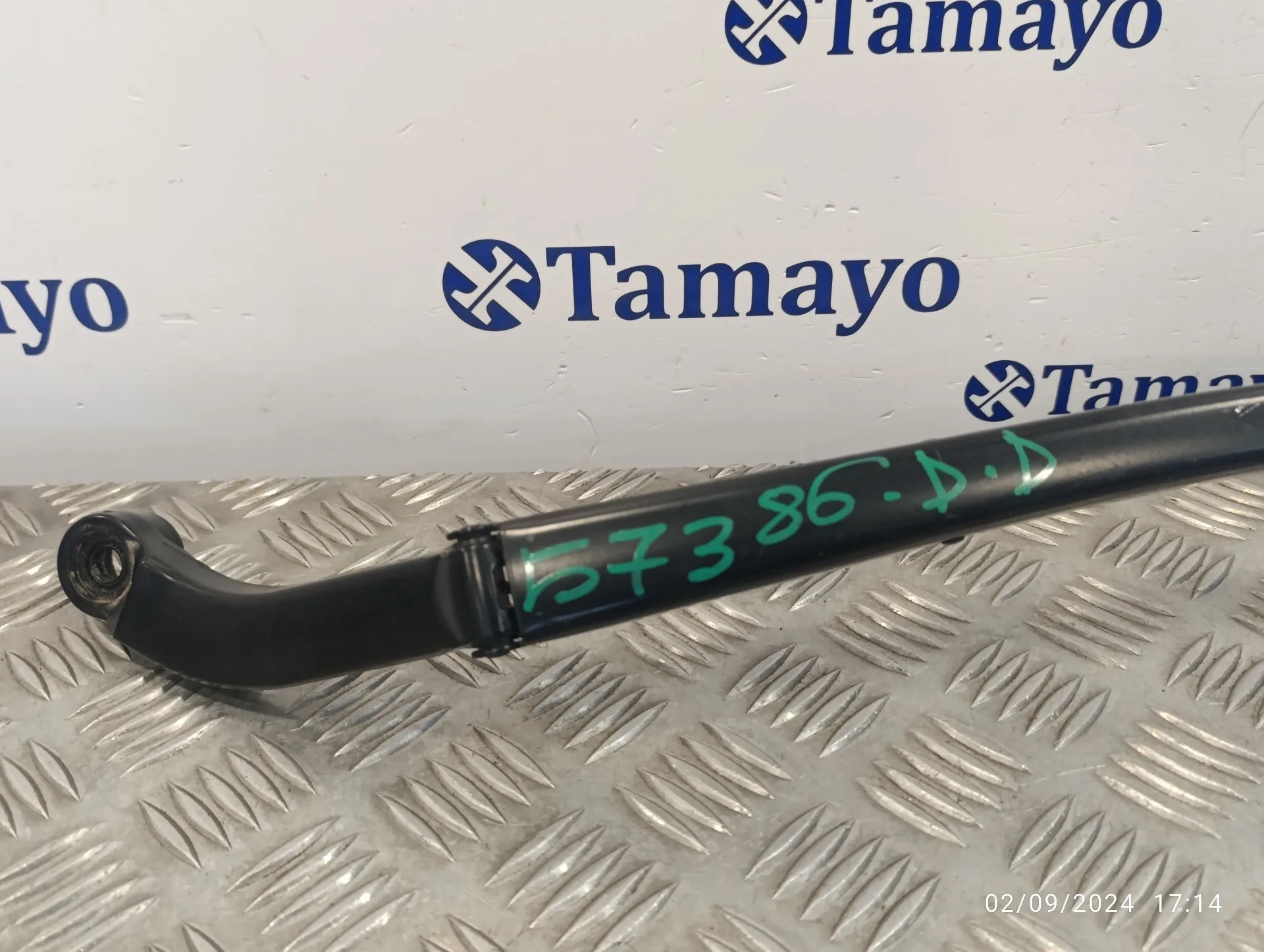 Brazo Limpia Delantero Derecho para Toyota Rav 4 V (_A5_, _H5_)