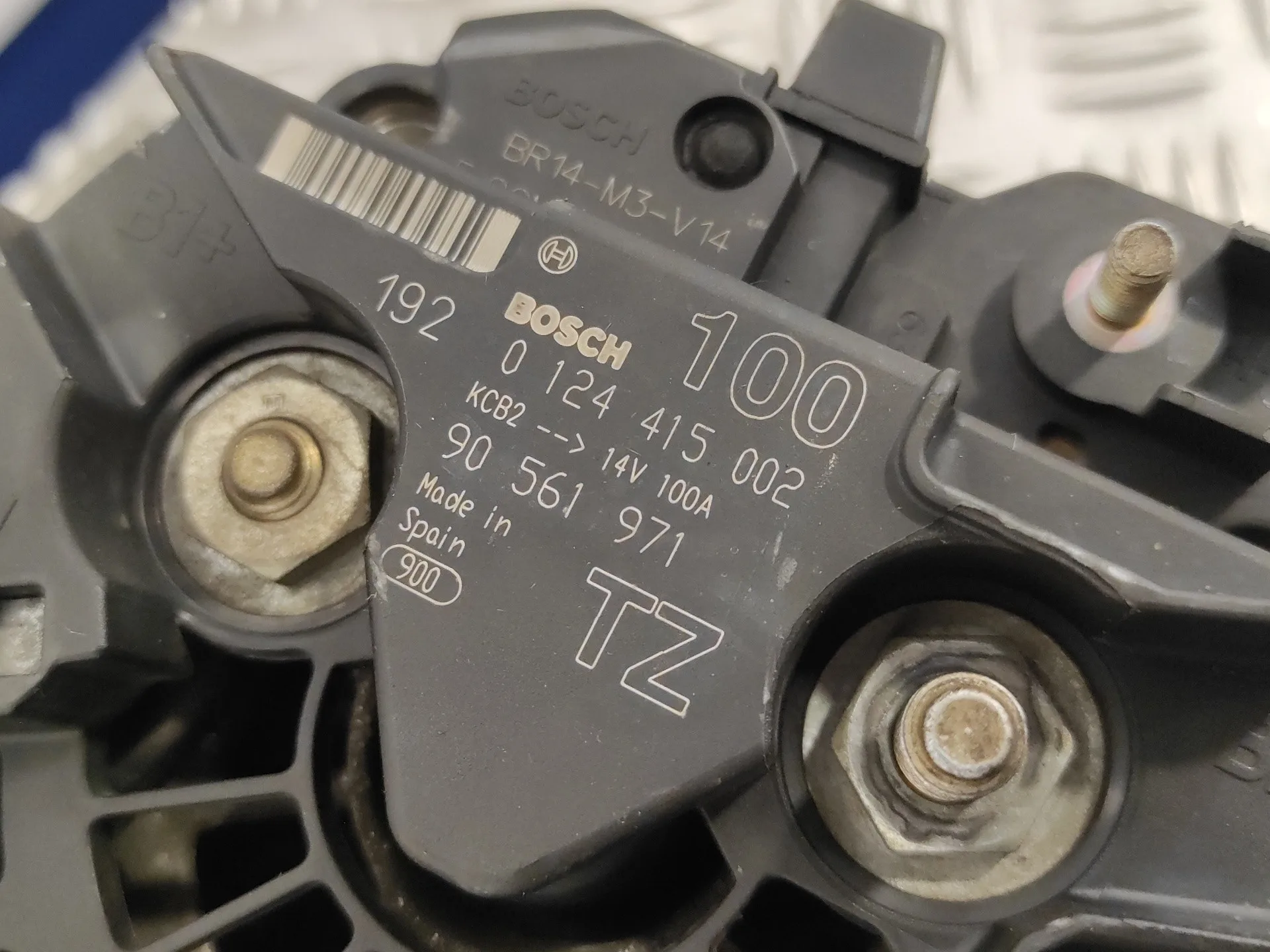Alternador para Opel Corsa C