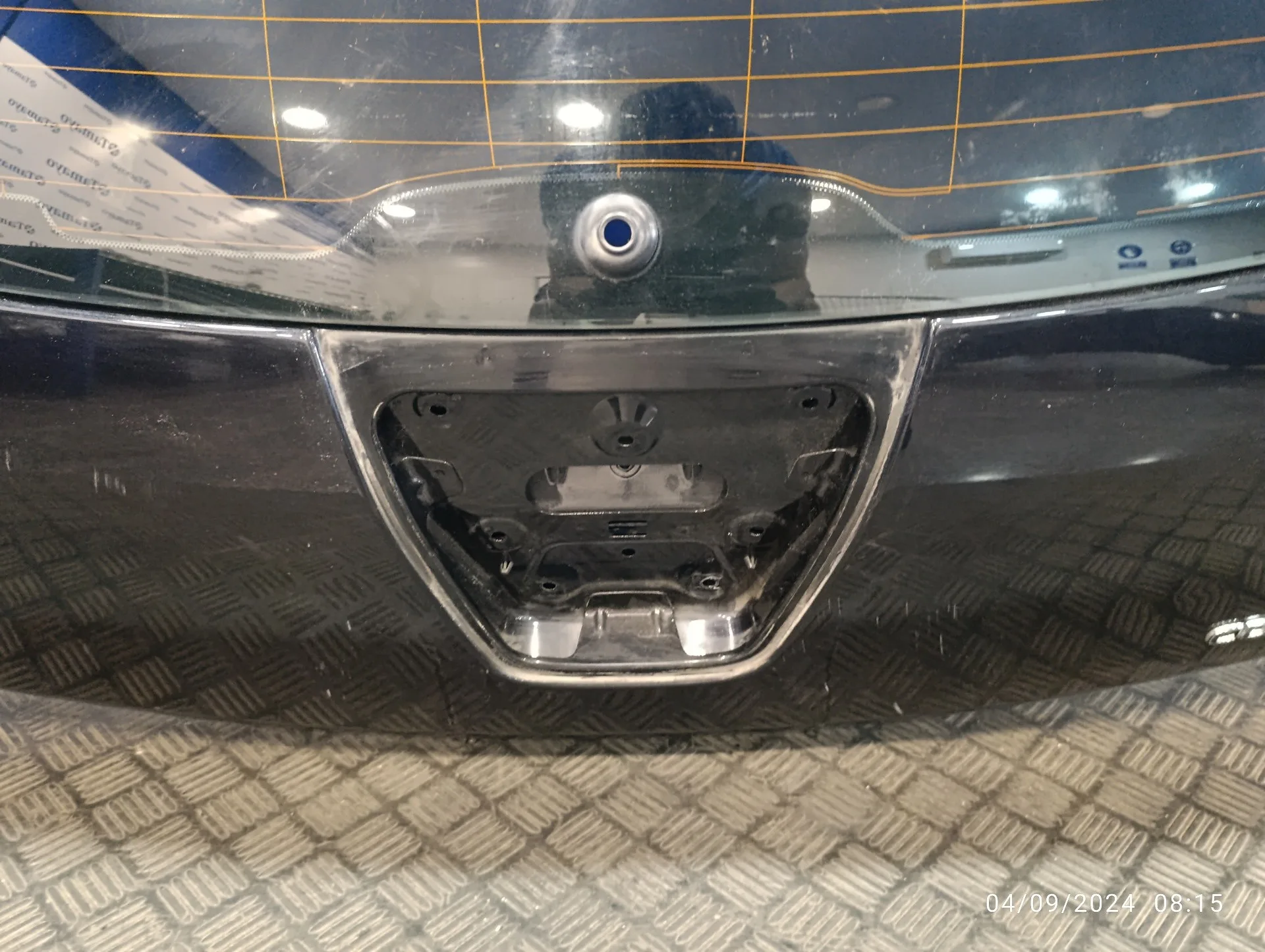 Porton Trasero para Opel Astra J Lim.