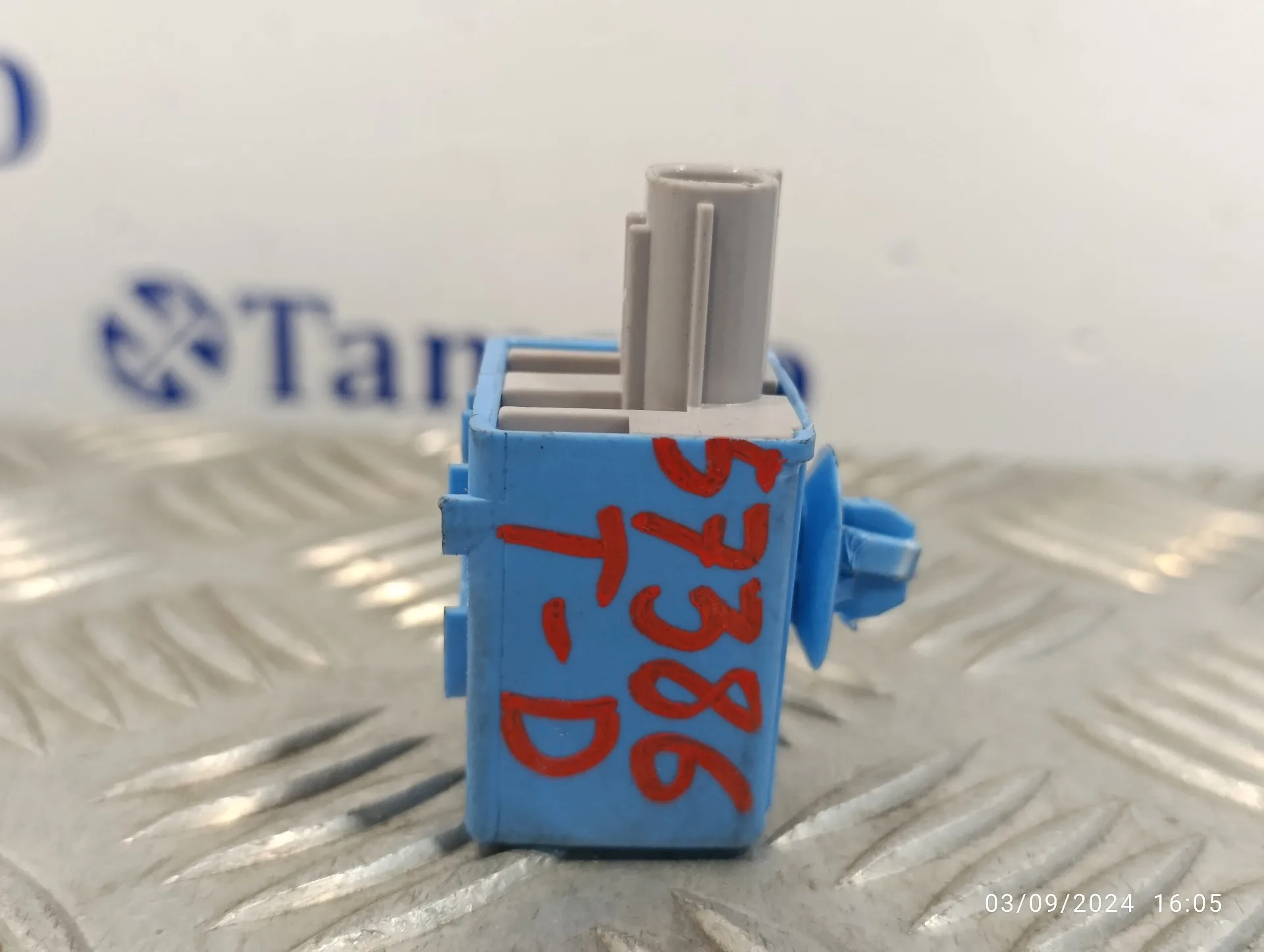 Rele para Toyota Rav 4 V (_A5_, _H5_)