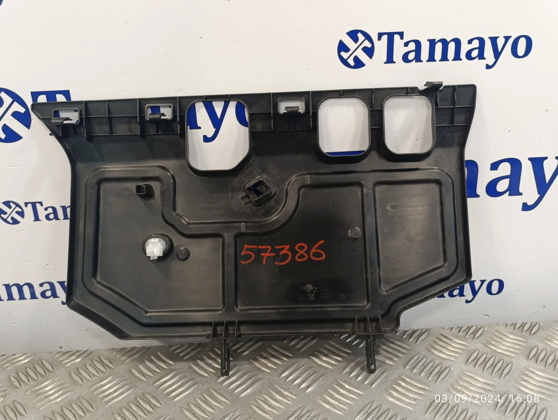 Moldura para Toyota Rav 4 V (_A5_, _H5_)