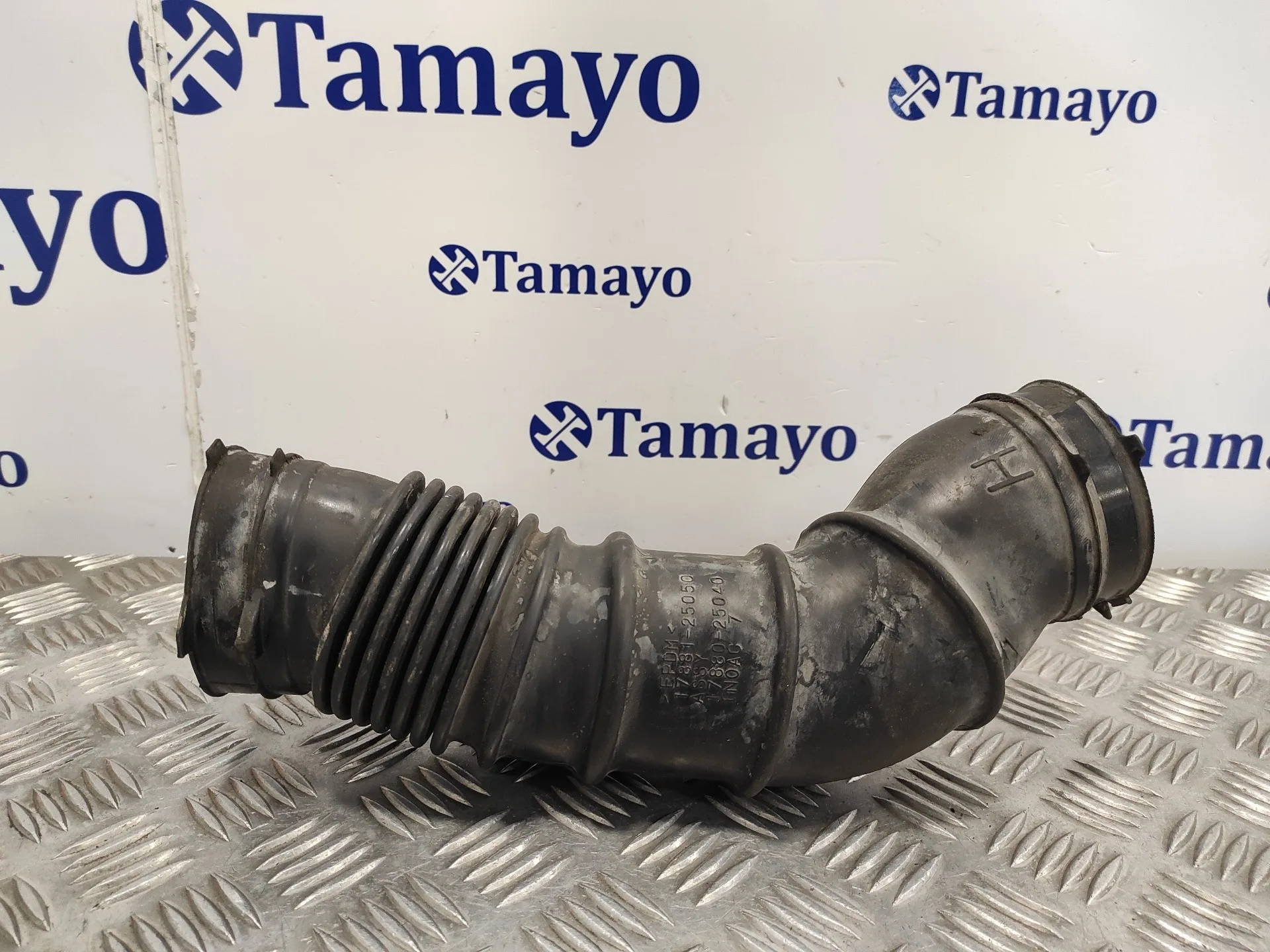 Tubo para Toyota Rav 4 V (_A5_, _H5_)