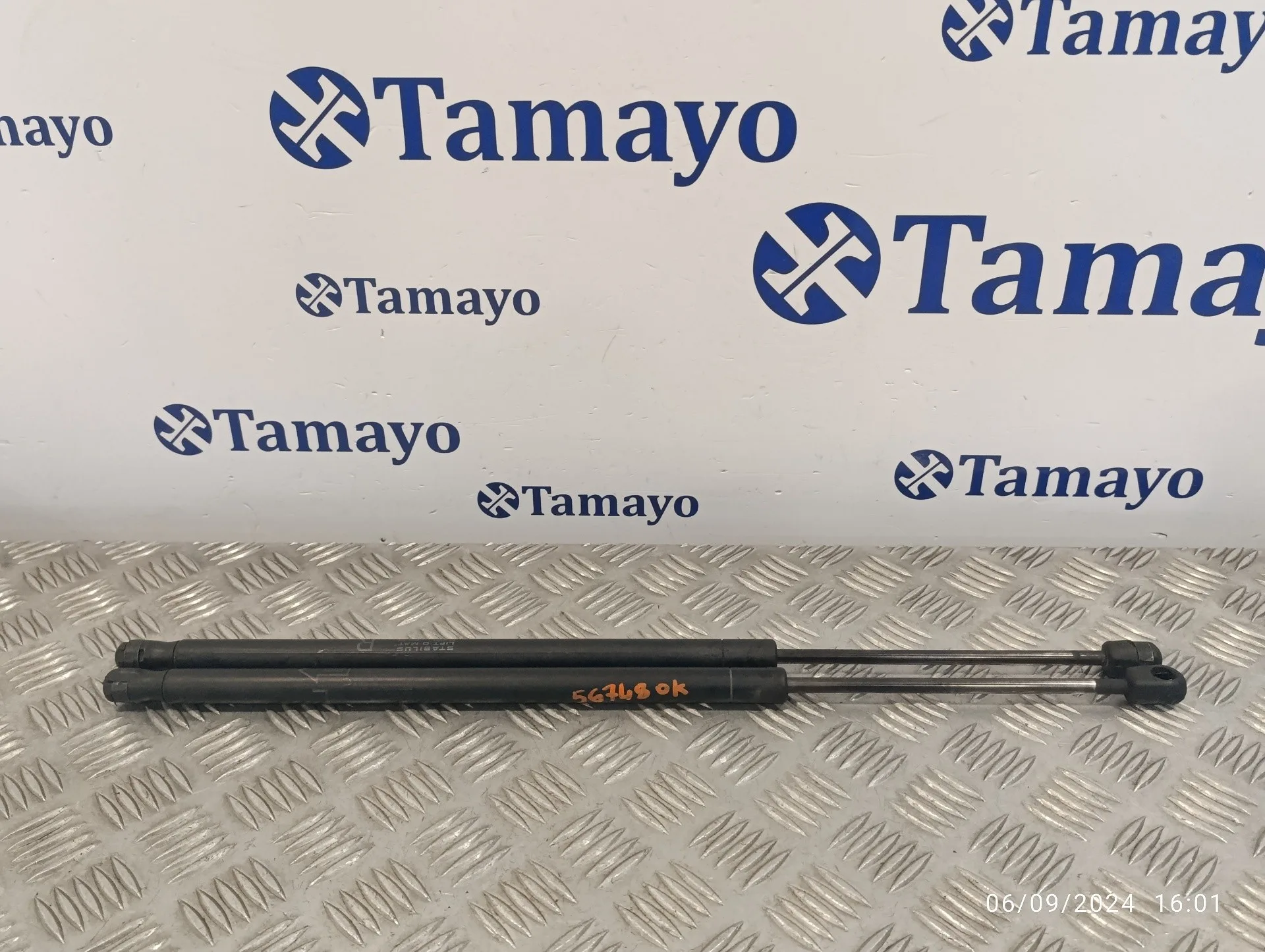Amortiguadores Maletero / Porton para Toyota Corolla Verso (R1)