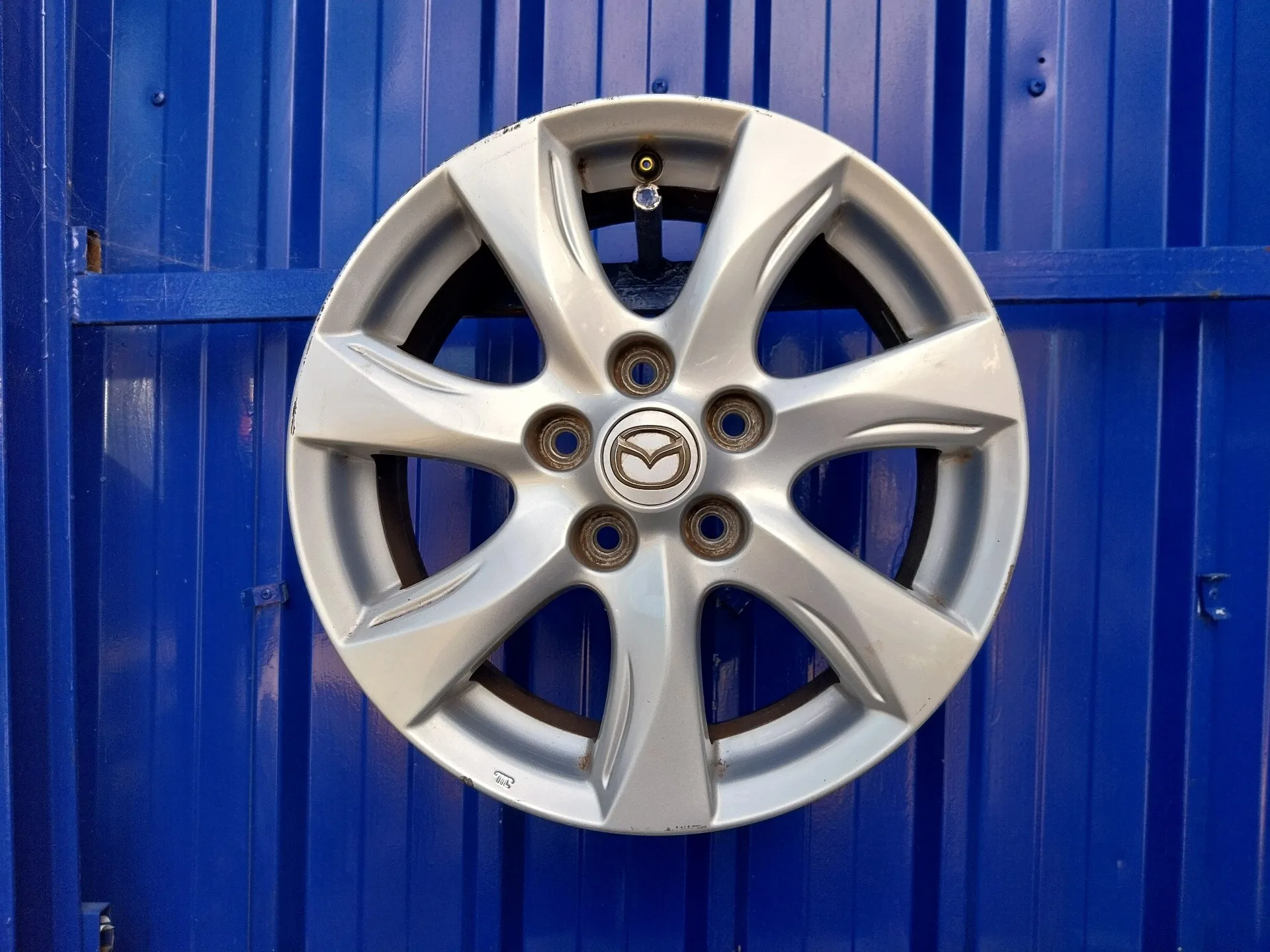 Llanta para Mazda 3 Lim. (Bl)