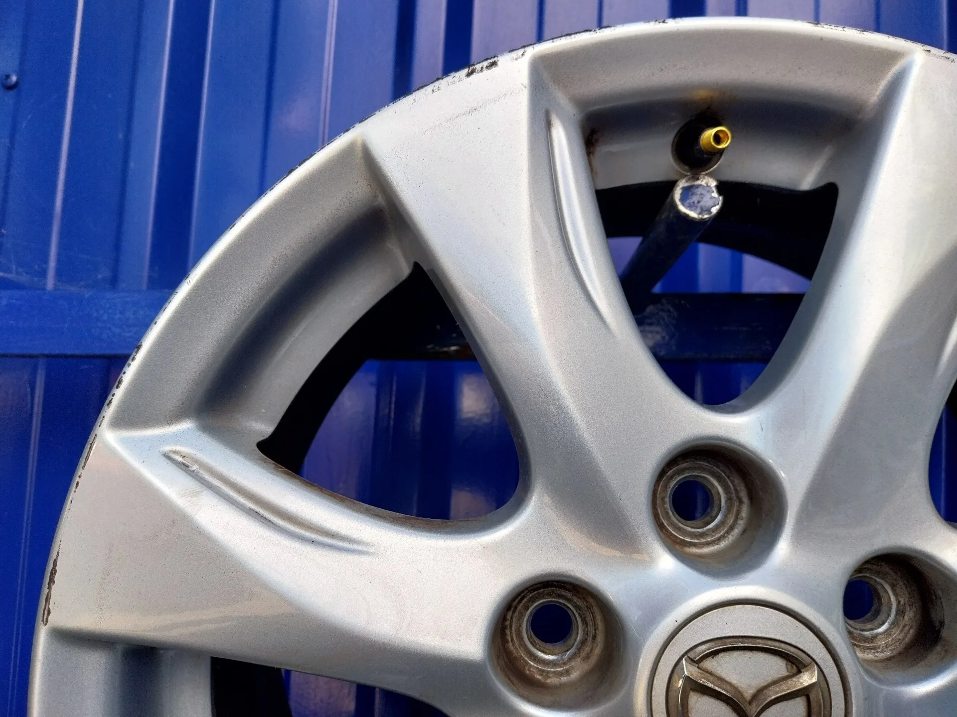 Llanta para Mazda 3 Lim. (Bl)
