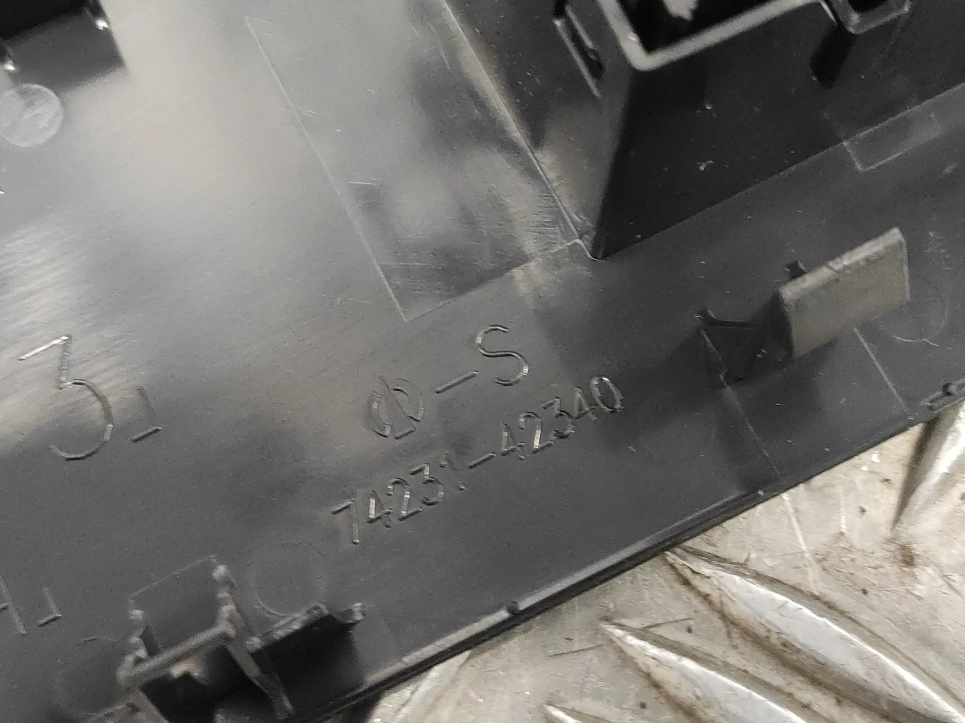 Mando Elevalunas Delantero Derecho para Toyota Rav 4 V (_A5_, _H5_)