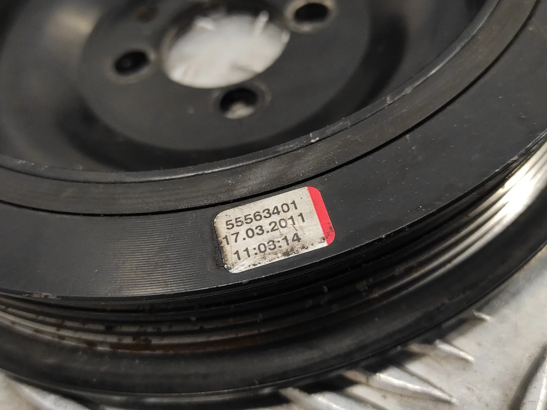 Polea Ciguenal para Opel Astra J Lim.