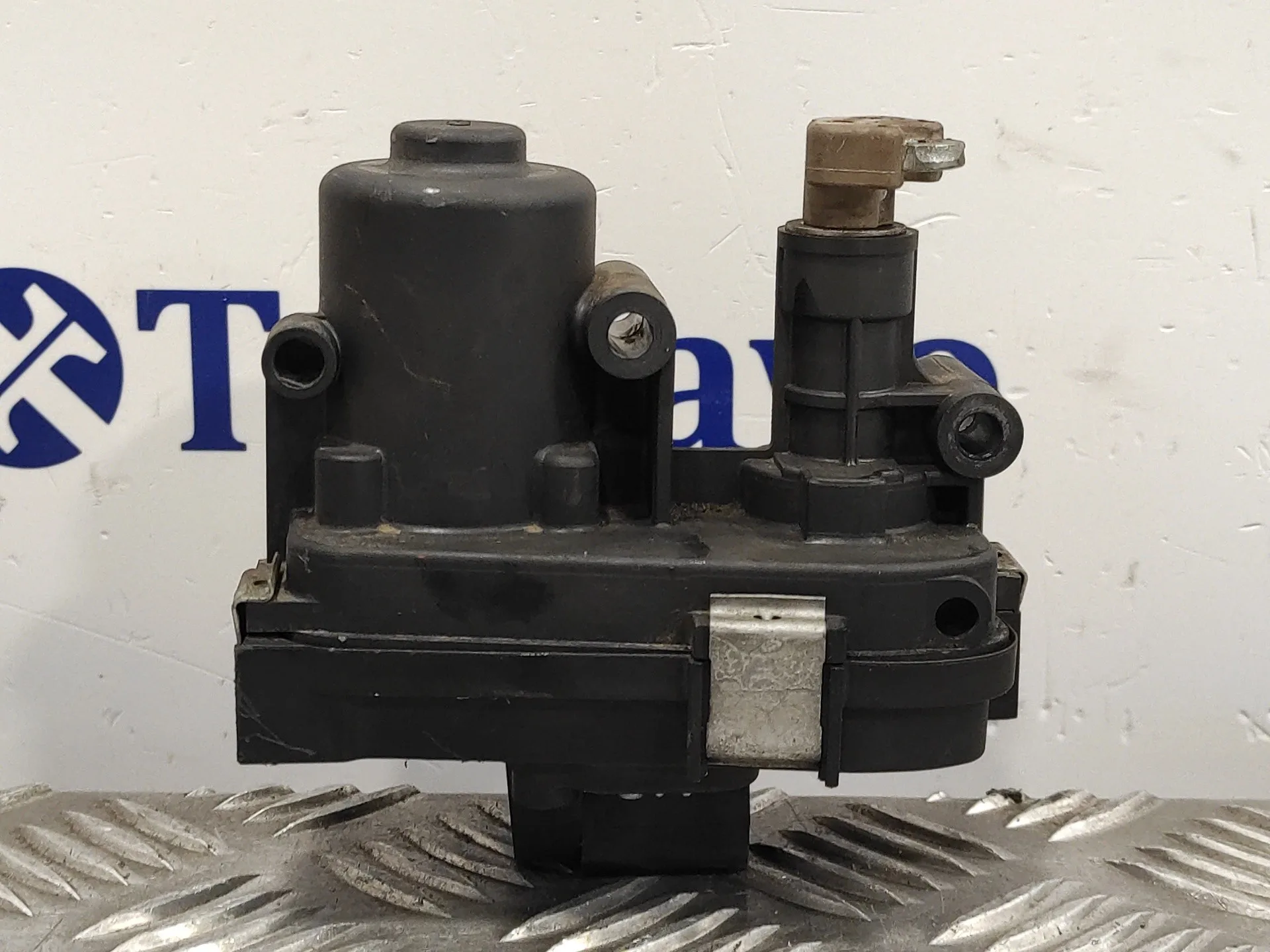 Caja Mariposa para Opel Astra J Lim.