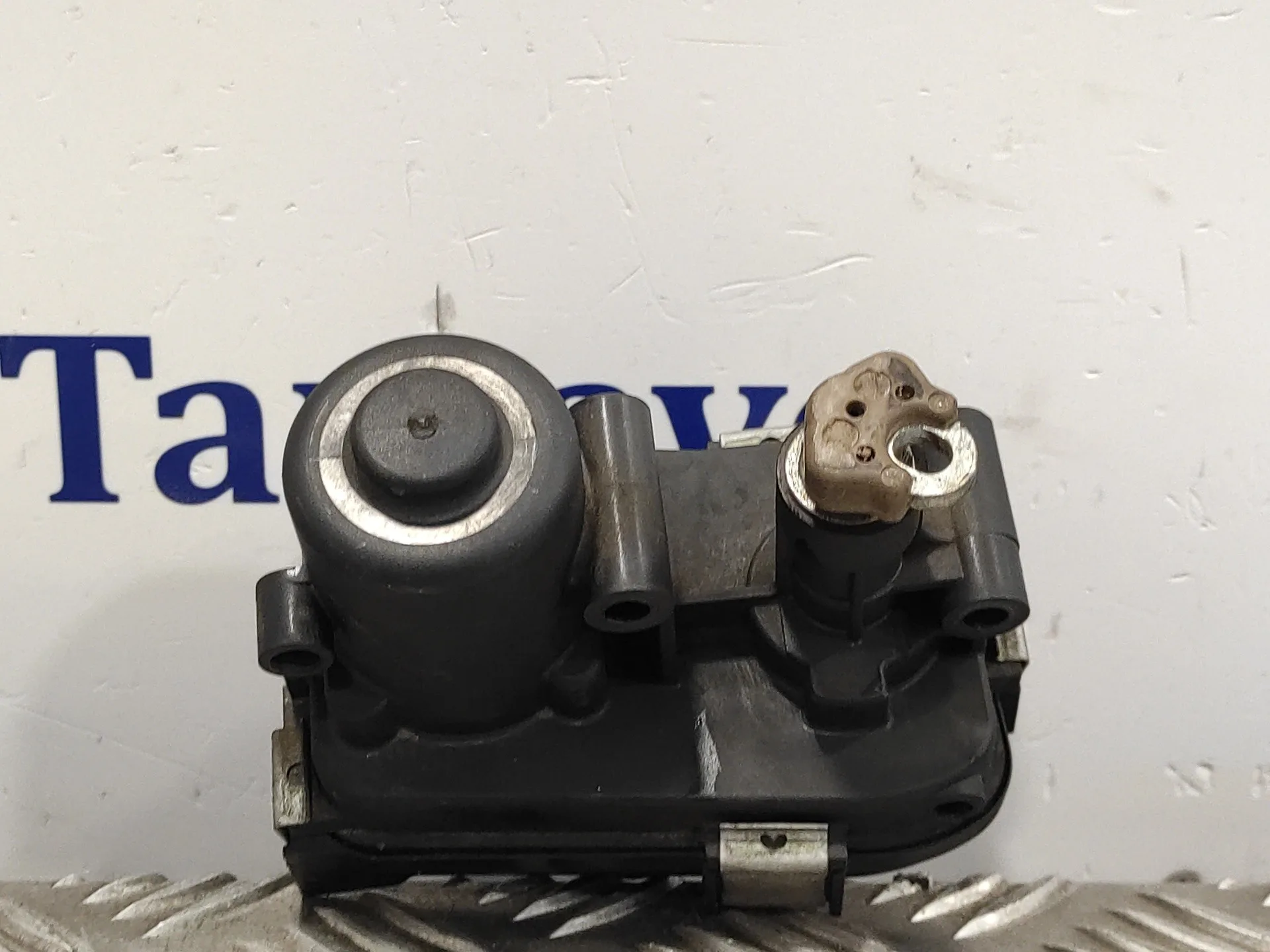 Caja Mariposa para Opel Astra J Lim.