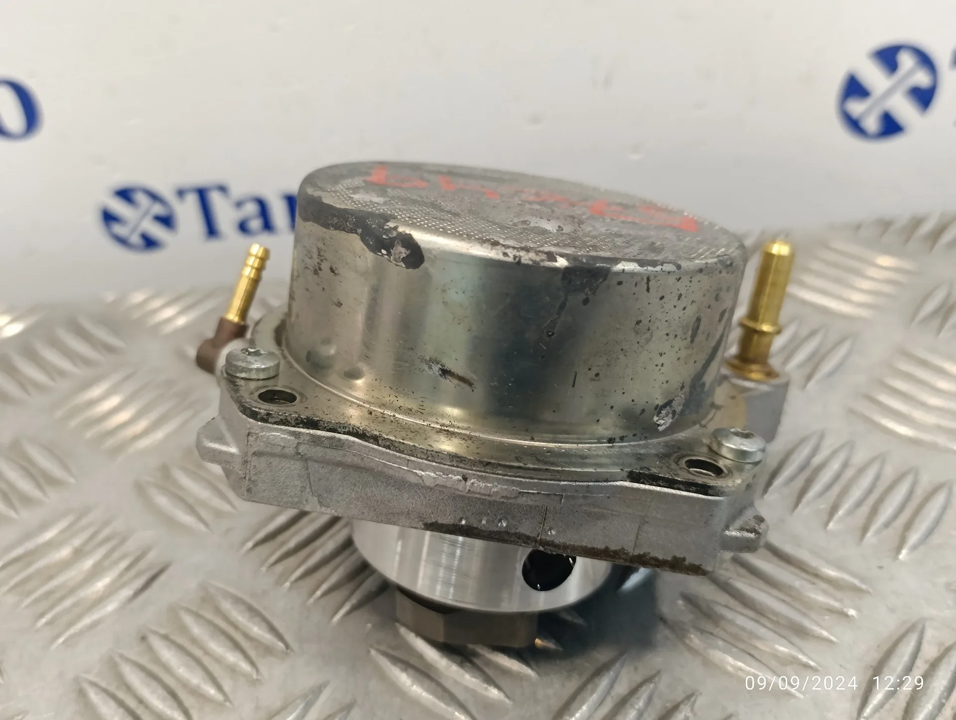 Depresor Freno / Bomba Vacio para Opel Astra J Lim.