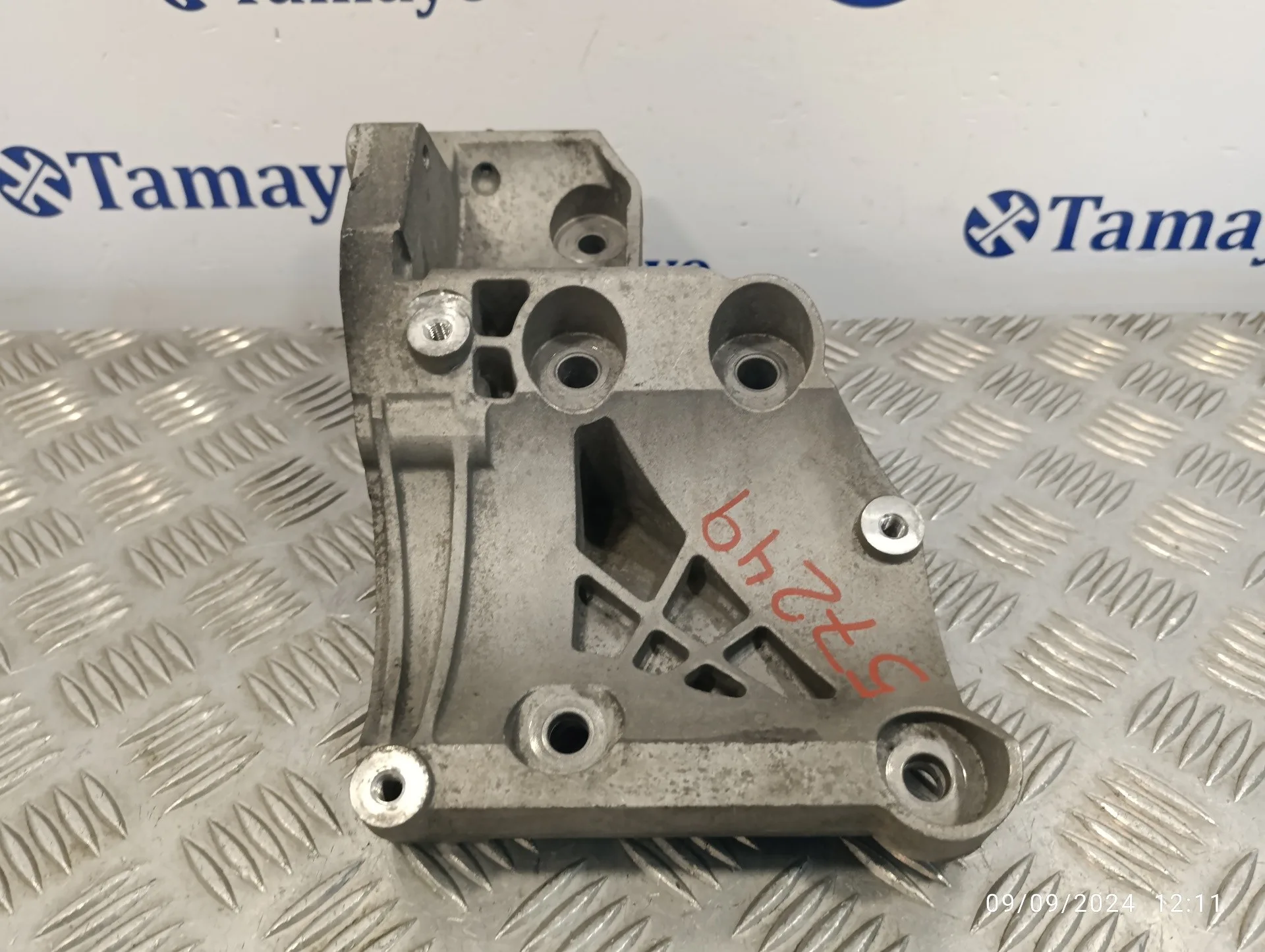 Soporte Alternador para Opel Astra J Lim.