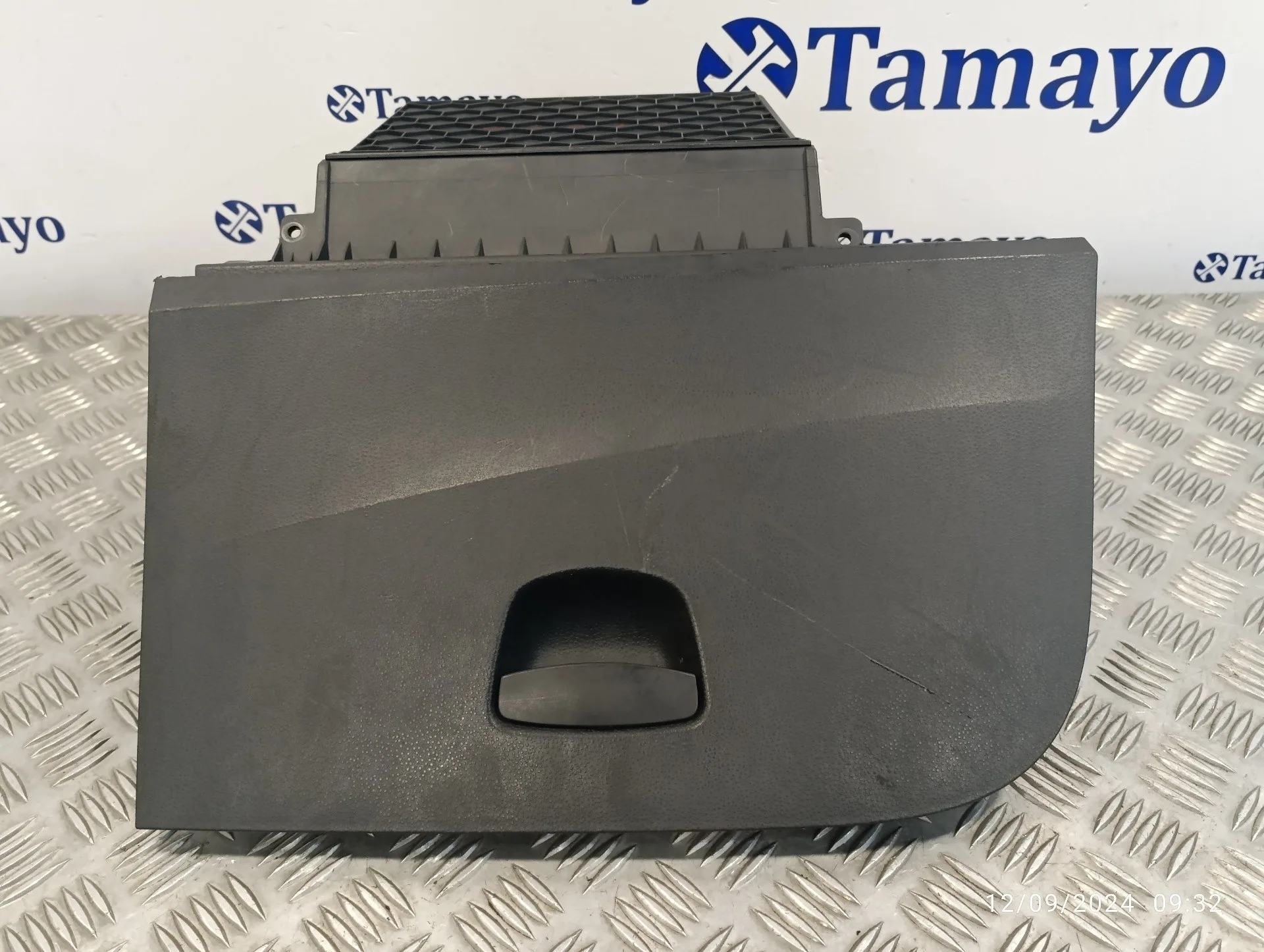 Guantera para Seat Ibiza (6J5)