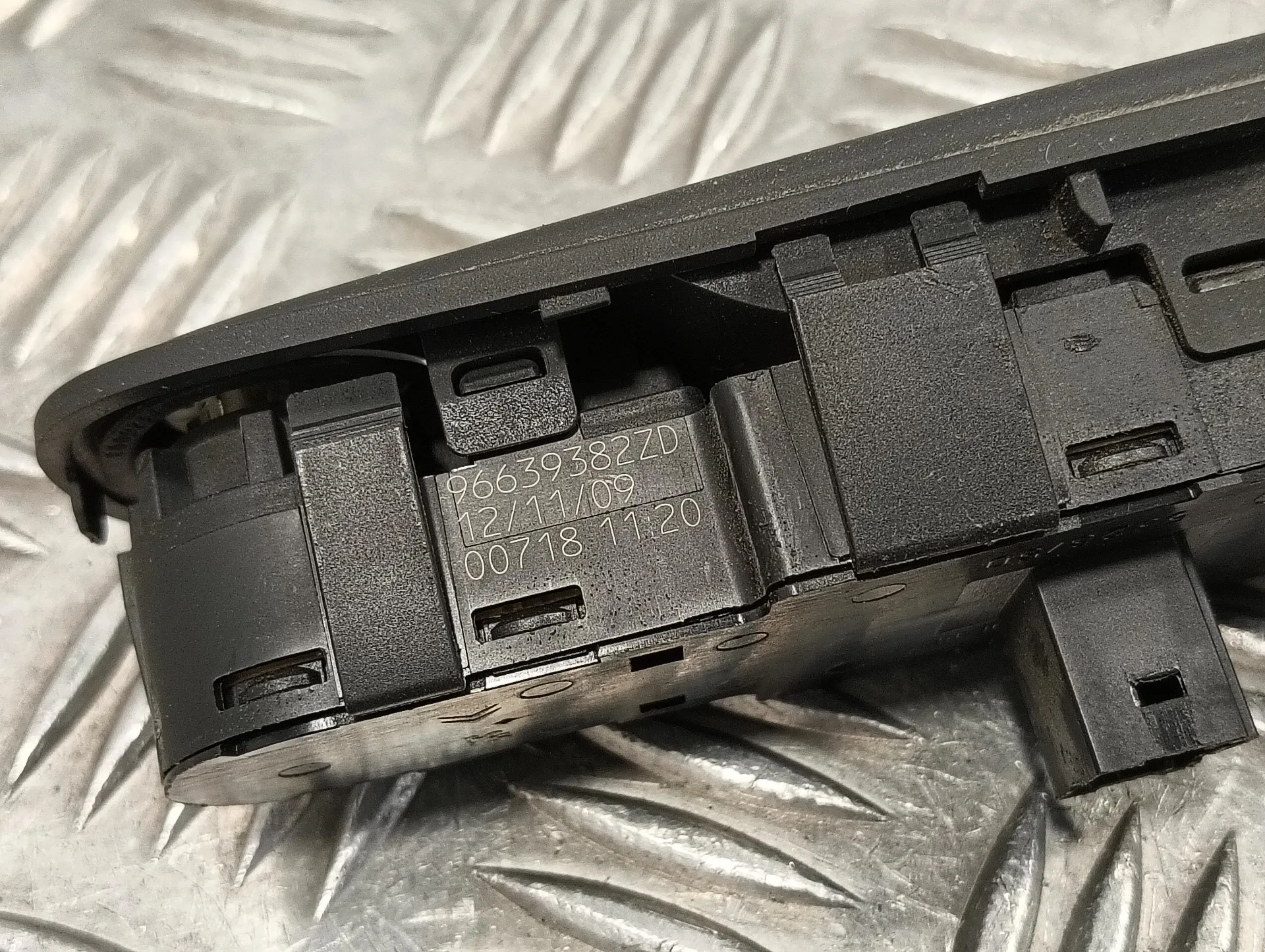 Mando Elevalunas Delantero Izquierdo para Citroën C4 Grand Picasso