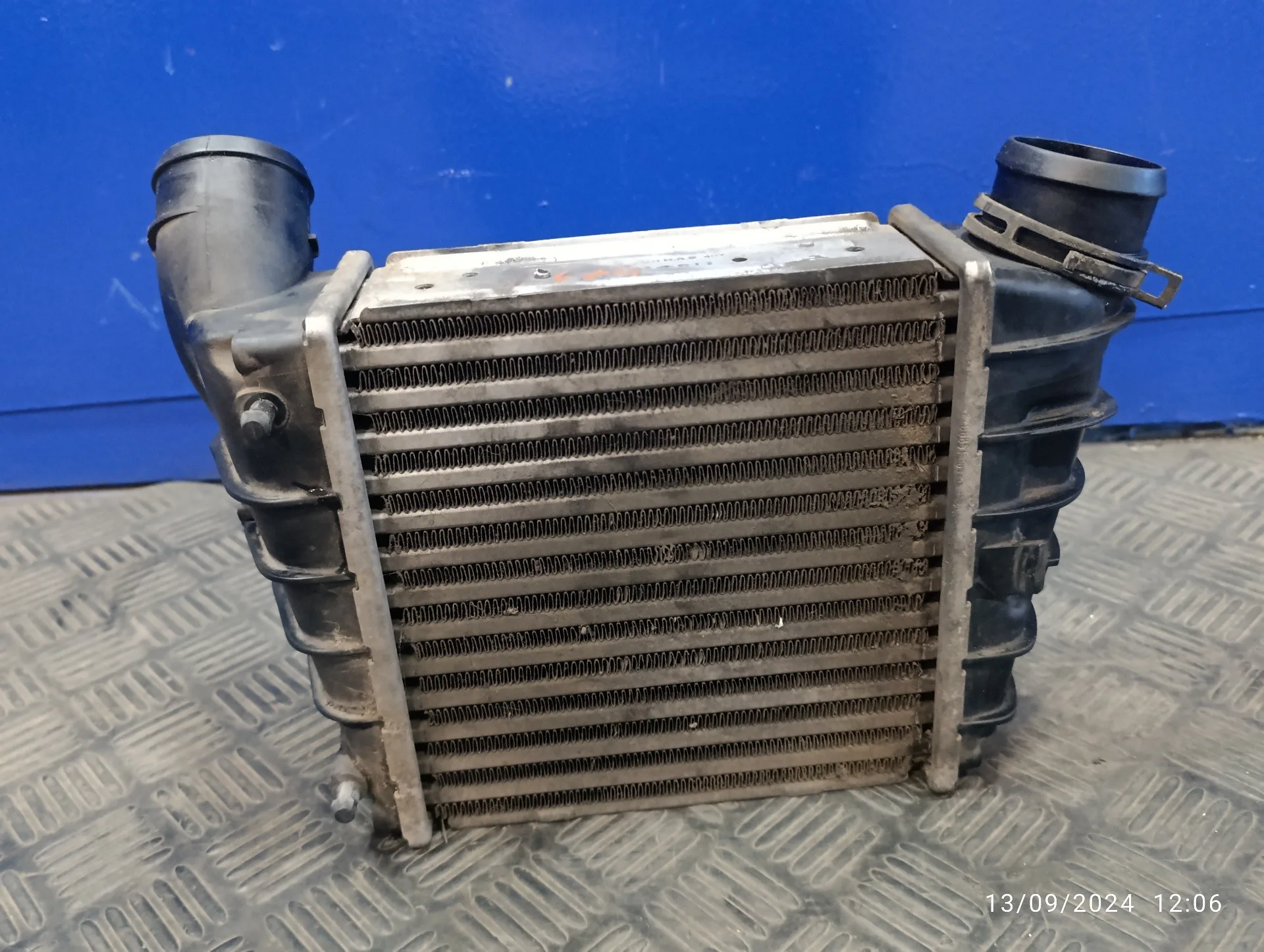 Intercooler para Volkswagen Polo (9N1)