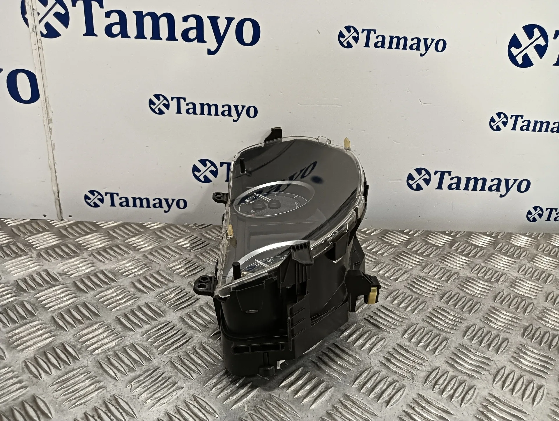 Cuadro Instrumentos para Toyota Auris (_E18_)