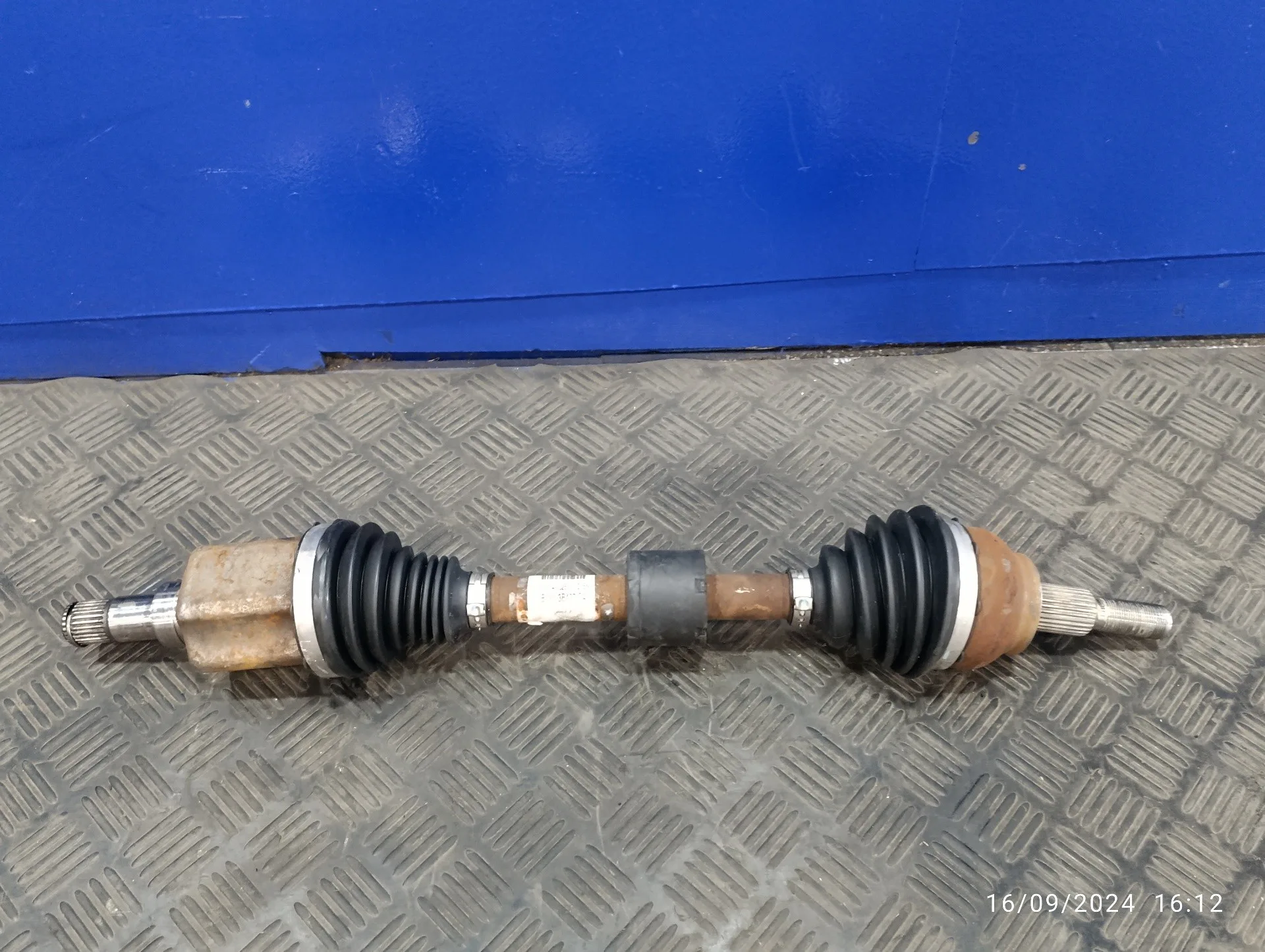 Transmision Delantera Izquierda para Ford Focus Lim.