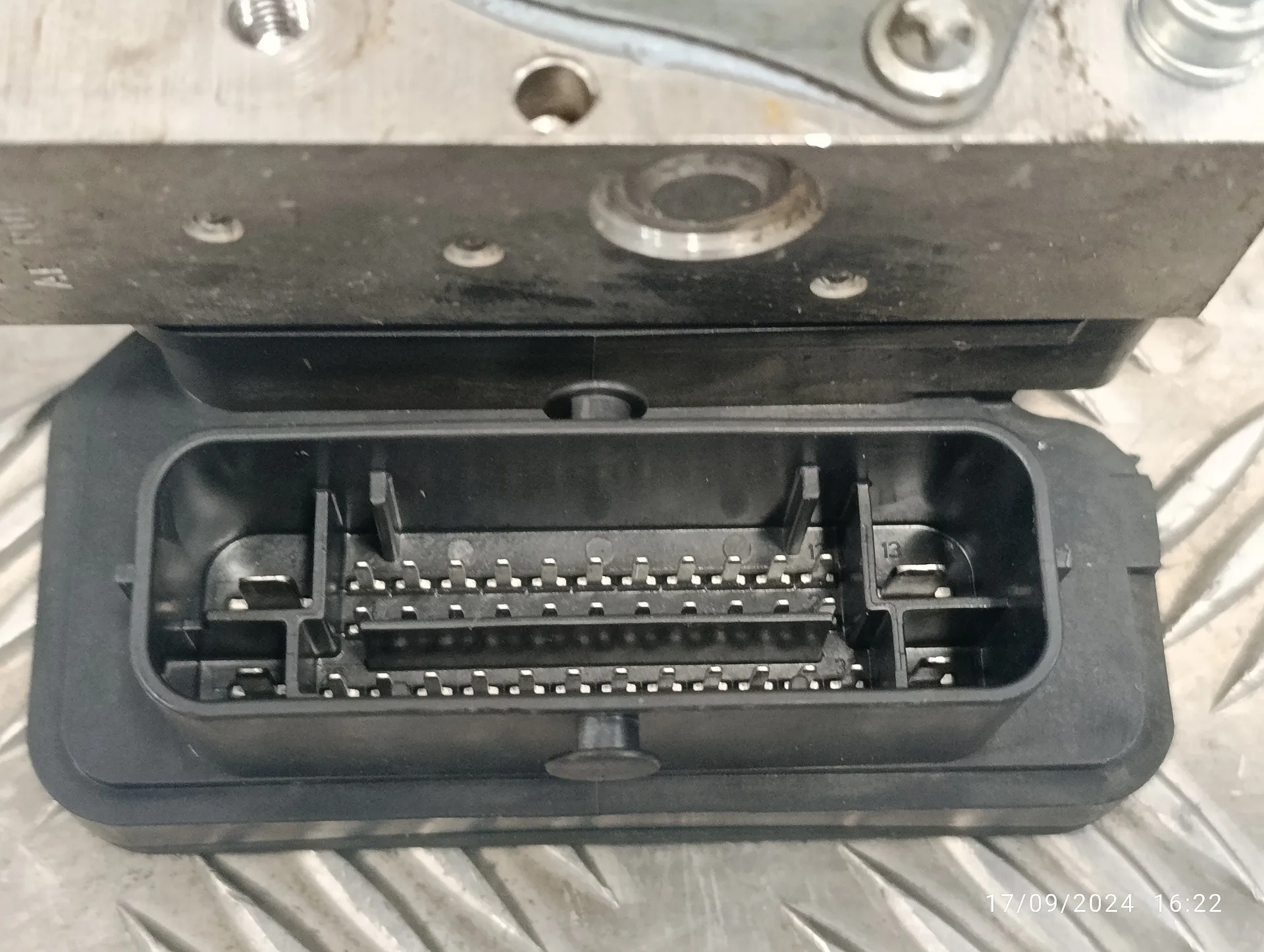 Abs para Toyota Auris (_E18_)