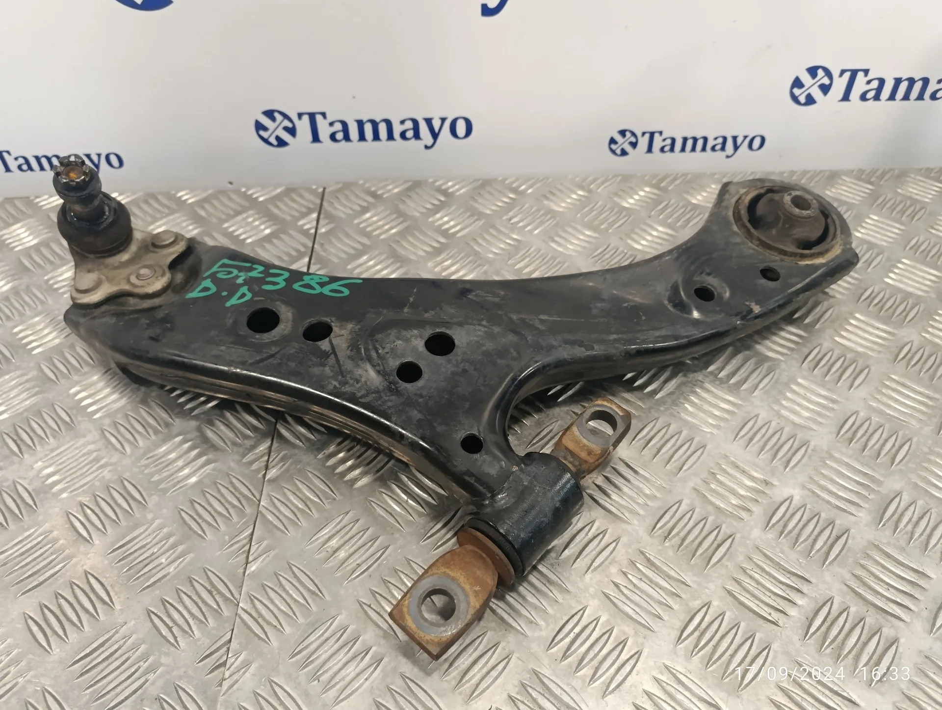 Brazo Suspension Inferior Delantero Derecho para Toyota Rav 4 V (_A5_, _H5_)