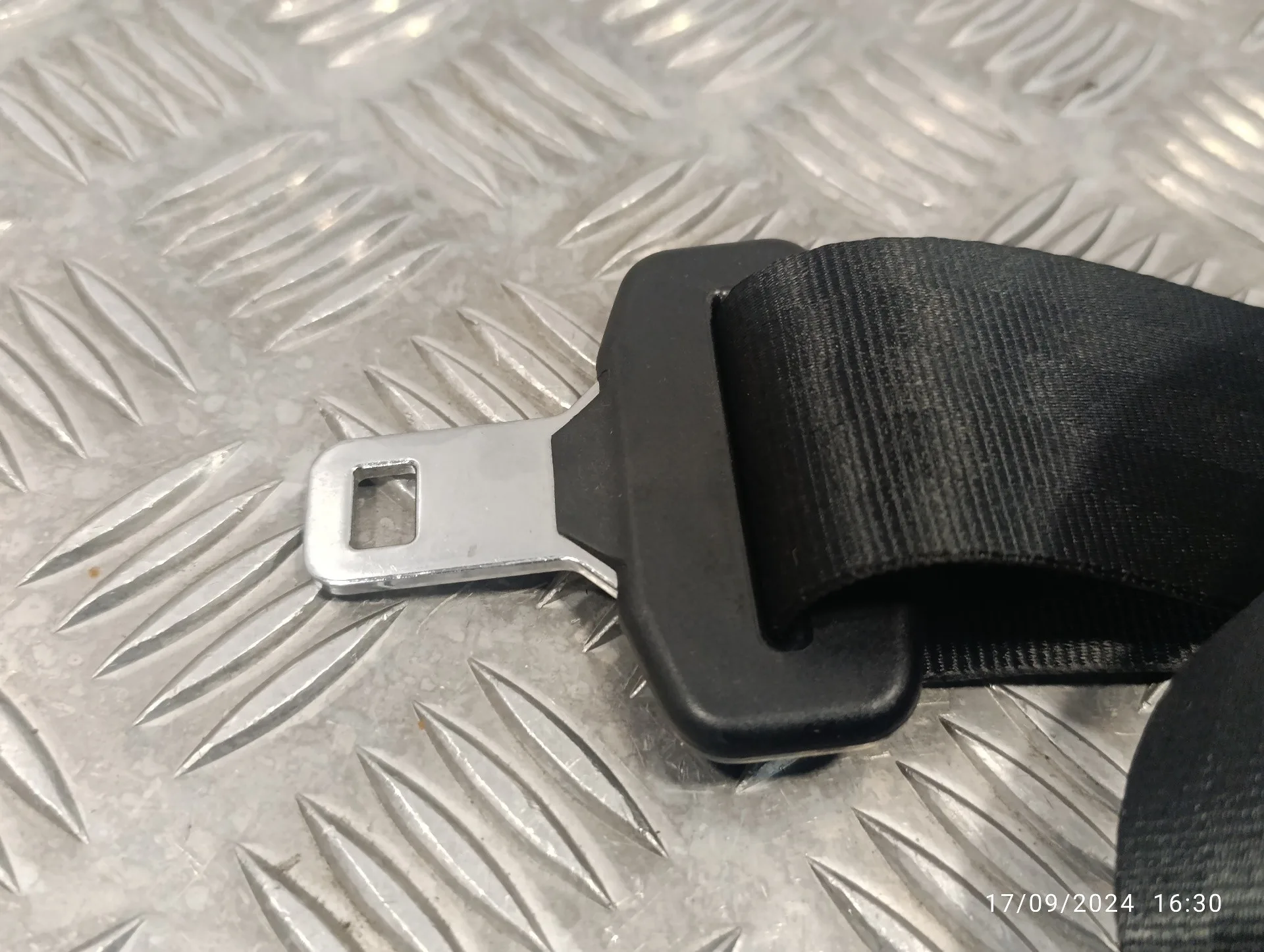 Cinturon Seguridad Trasero Izquierdo para Ford Focus Lim.