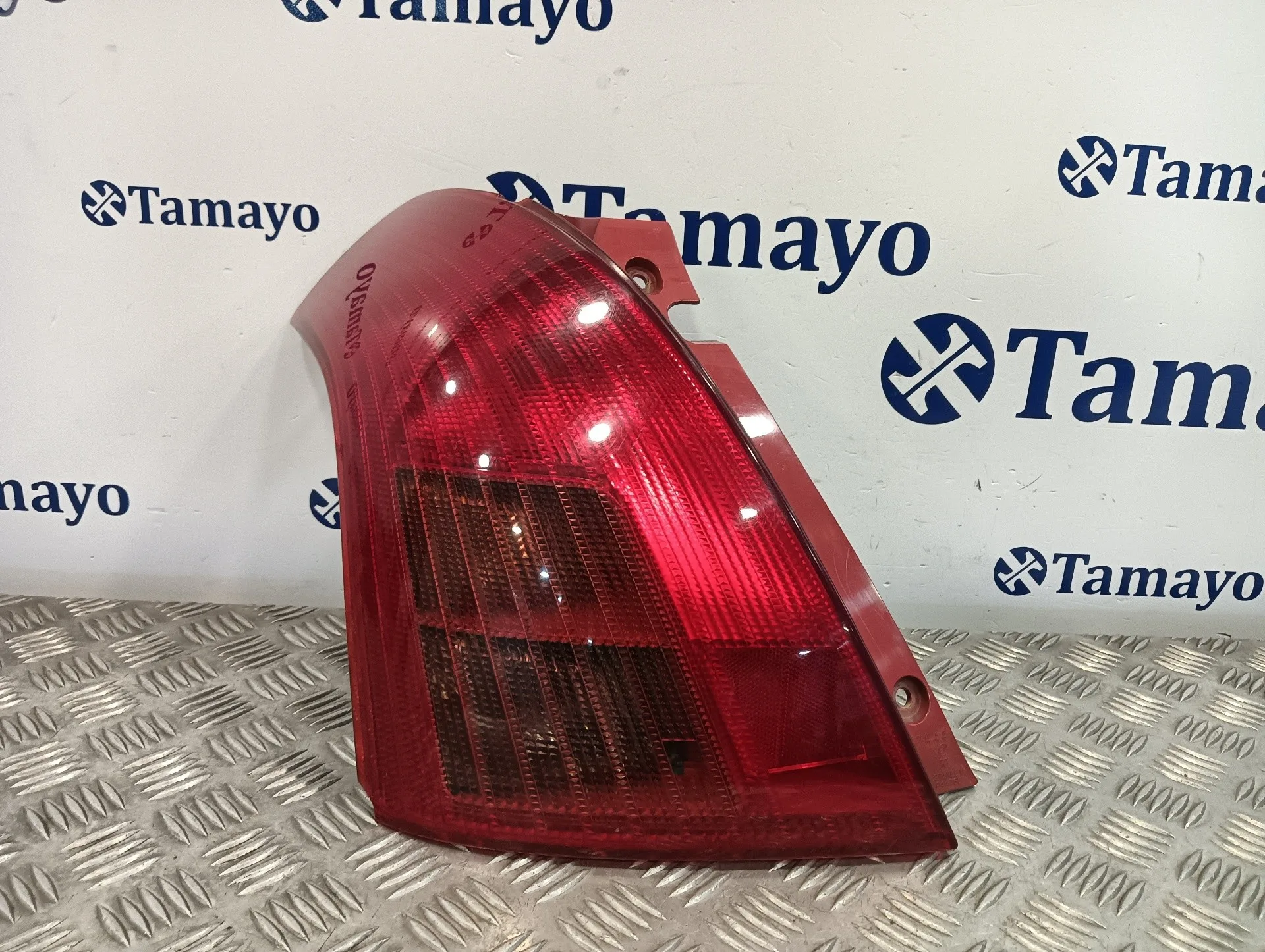 Piloto Trasero Izquierdo para Suzuki Swift Berlina (Mz)
