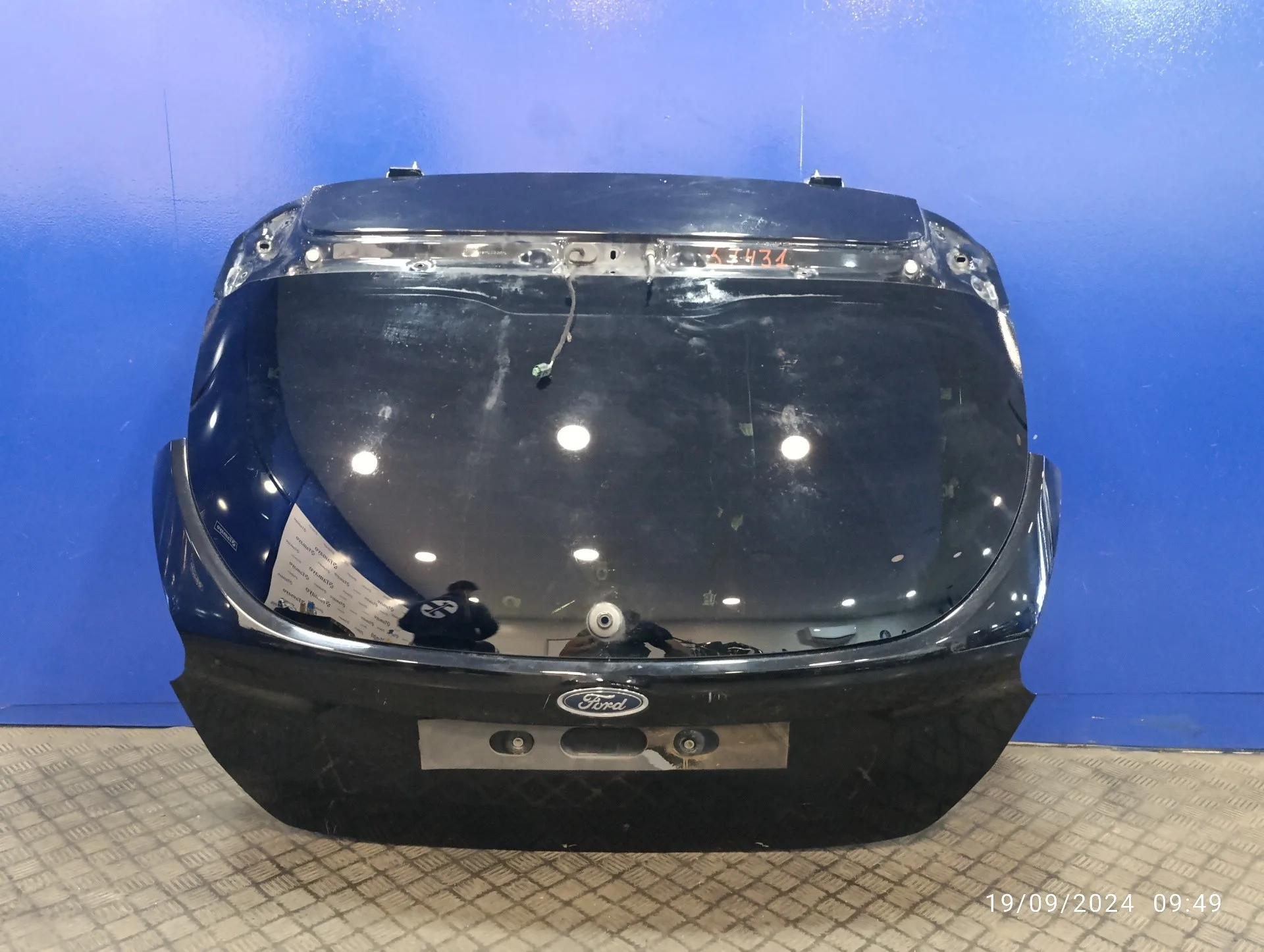 Porton Trasero para Ford Focus Lim.