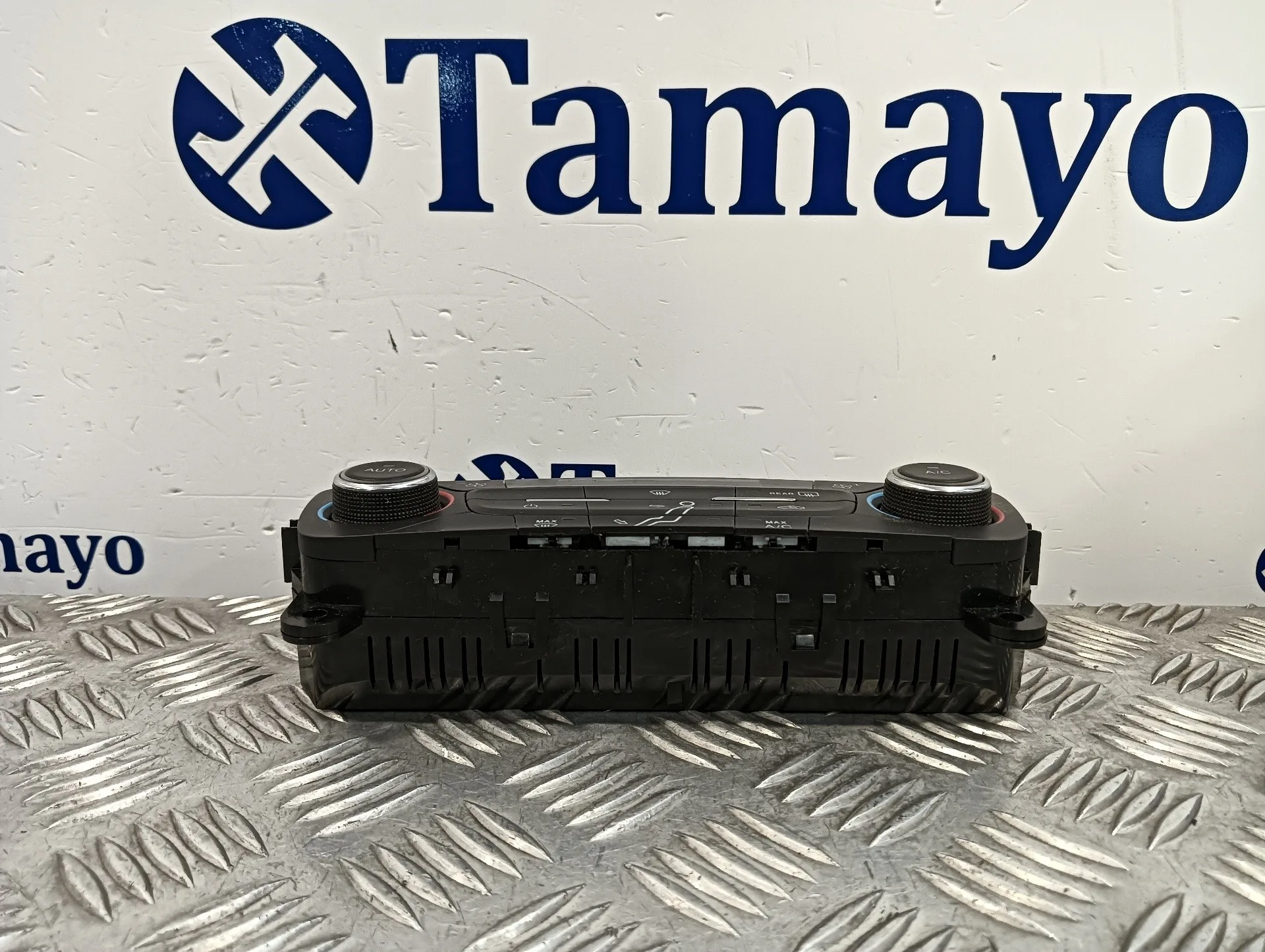 Mando Climatizador para Ford Focus Lim.