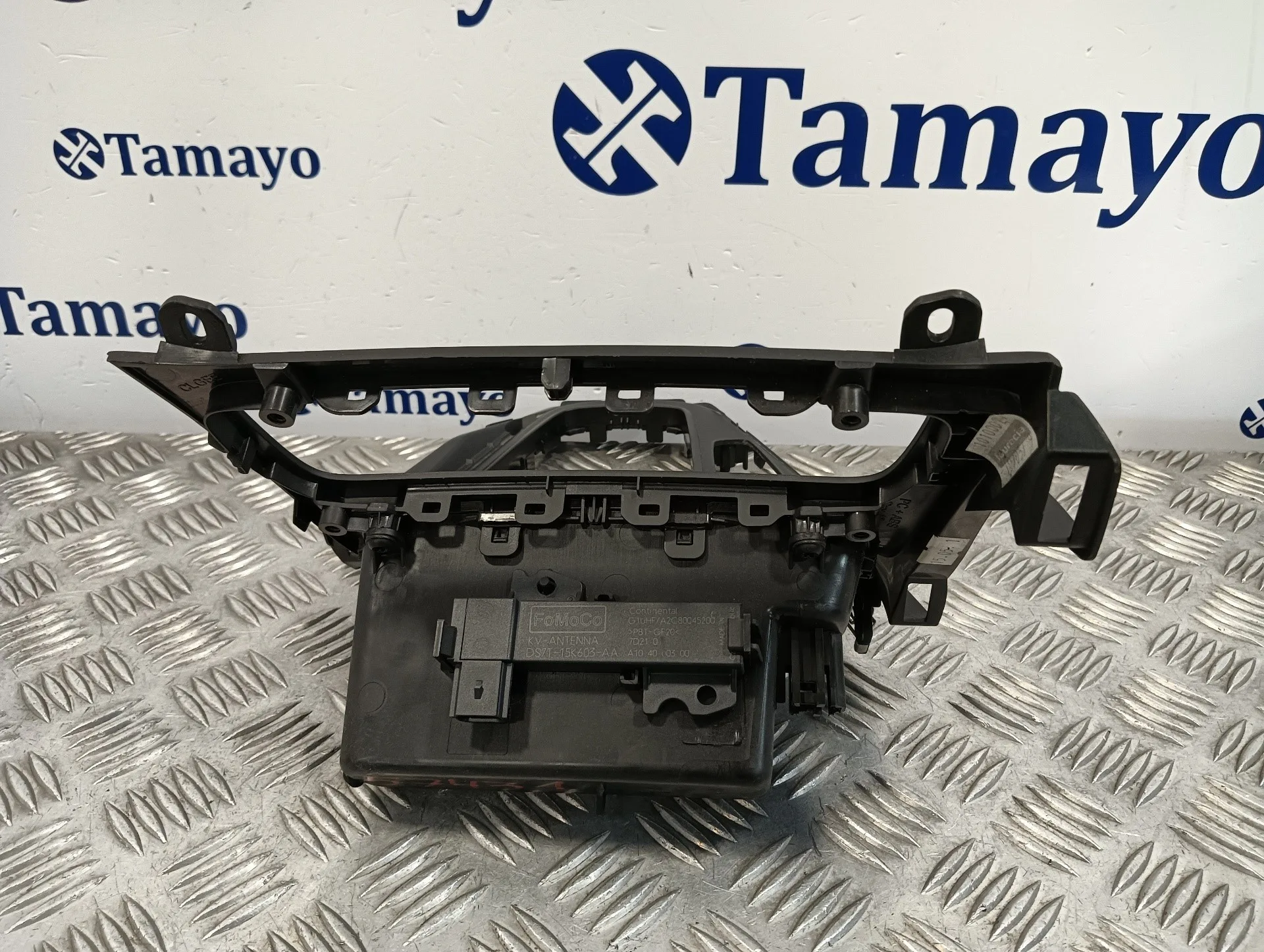 Consola Central para Ford Focus Lim.