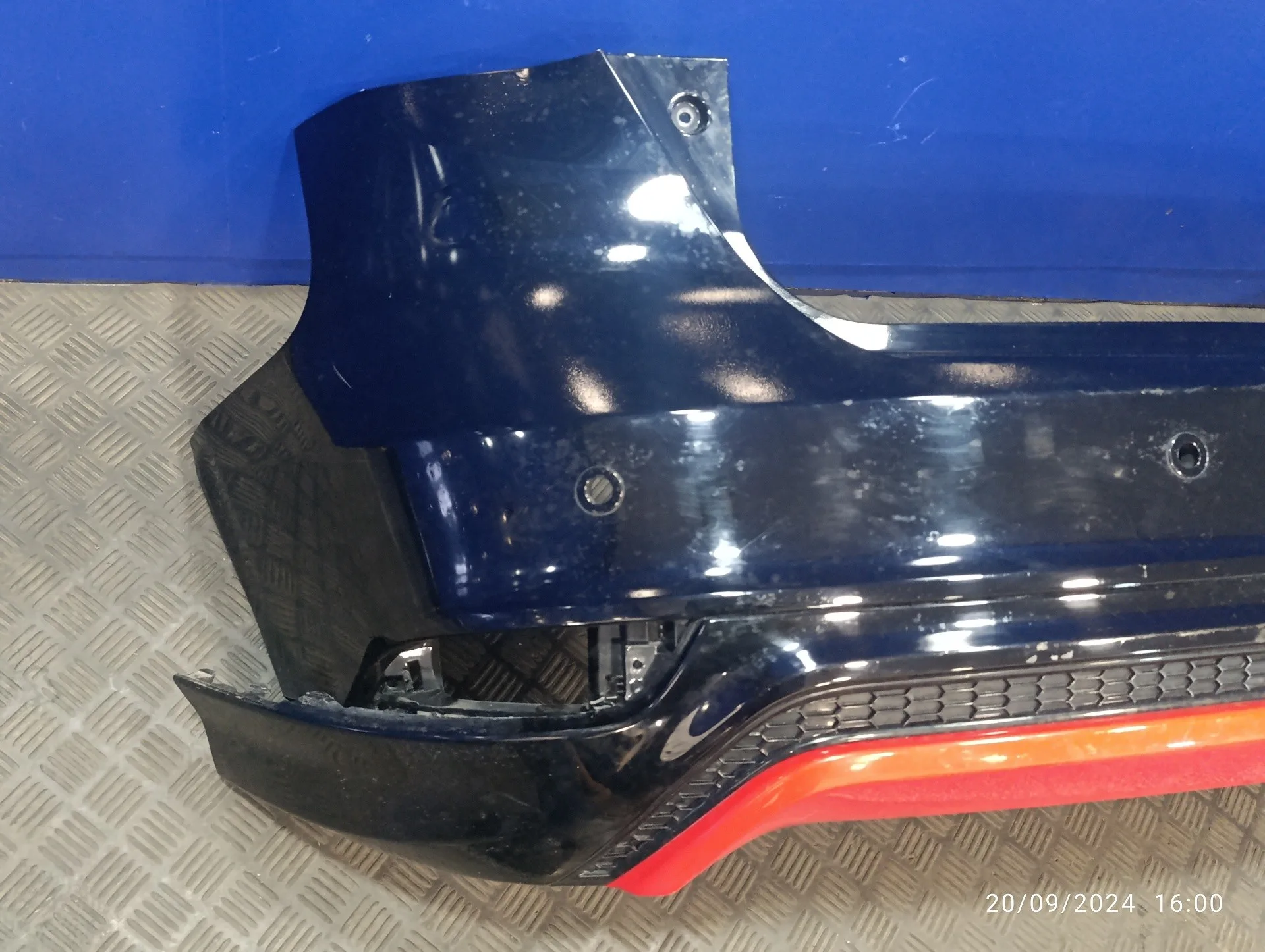 Paragolpes Trasero para Ford Focus Lim.