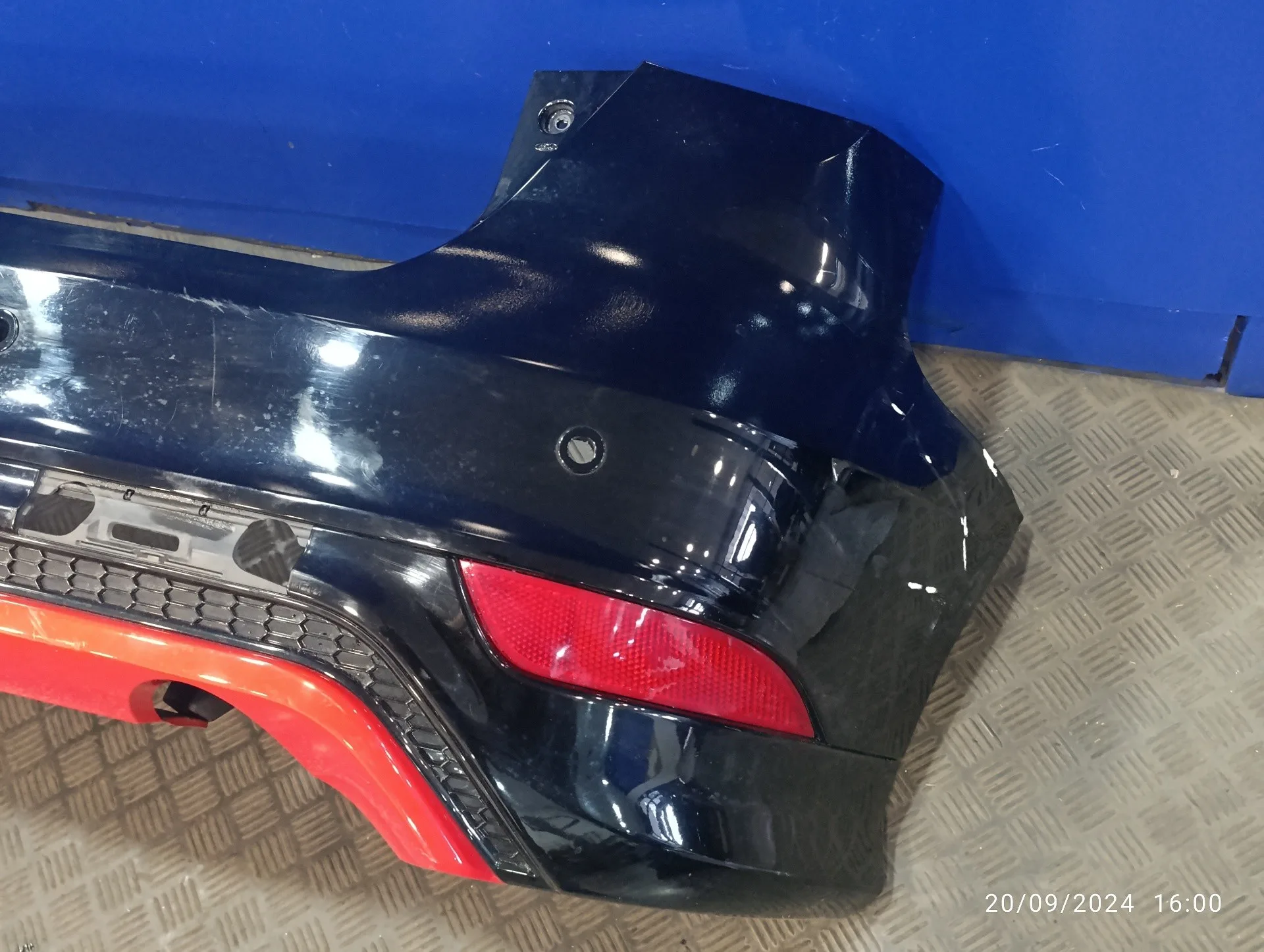 Paragolpes Trasero para Ford Focus Lim.