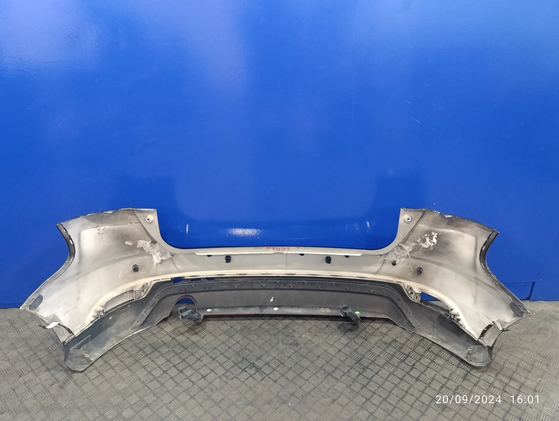 Paragolpes Trasero para Ford Focus Lim.