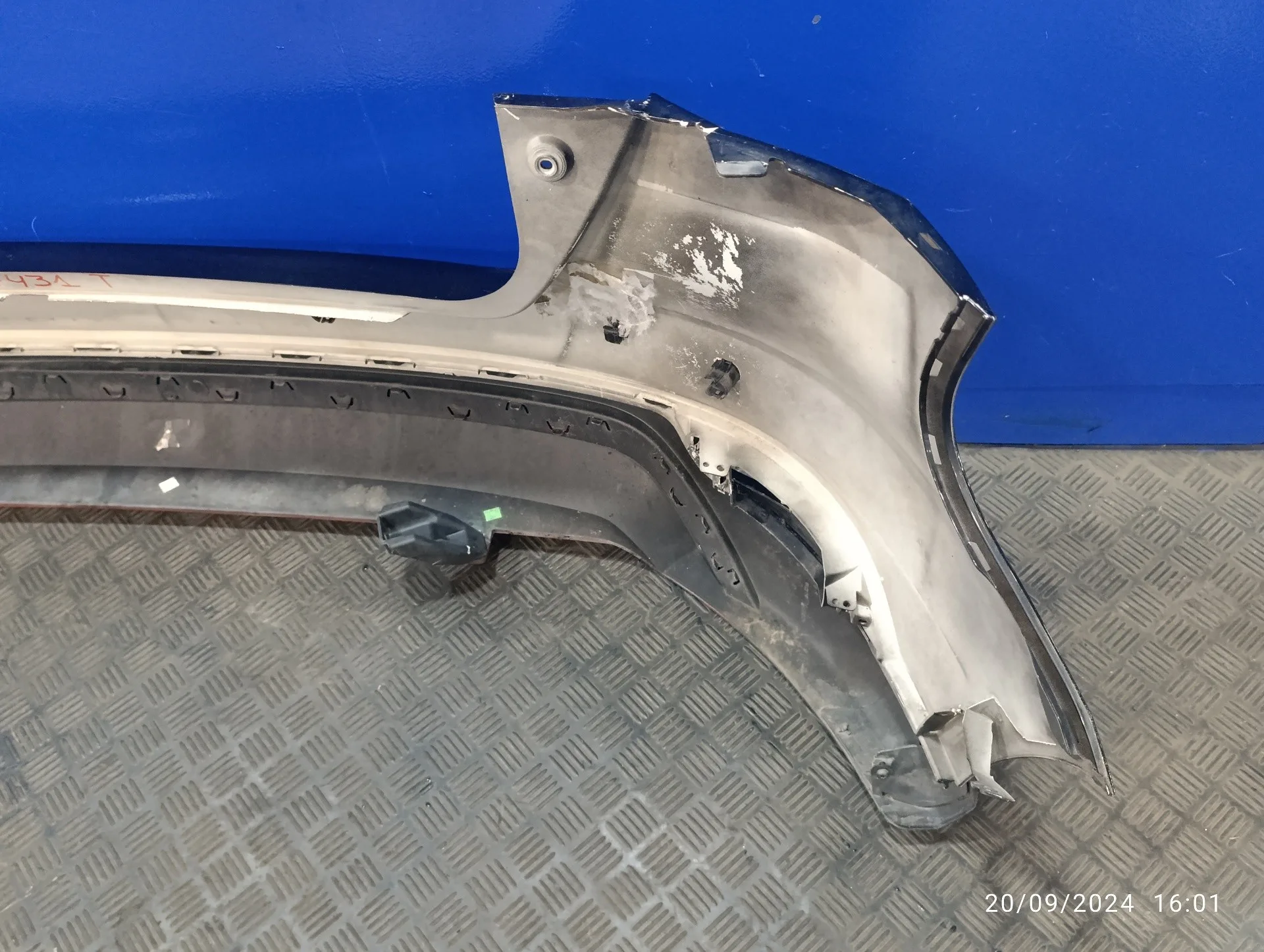 Paragolpes Trasero para Ford Focus Lim.