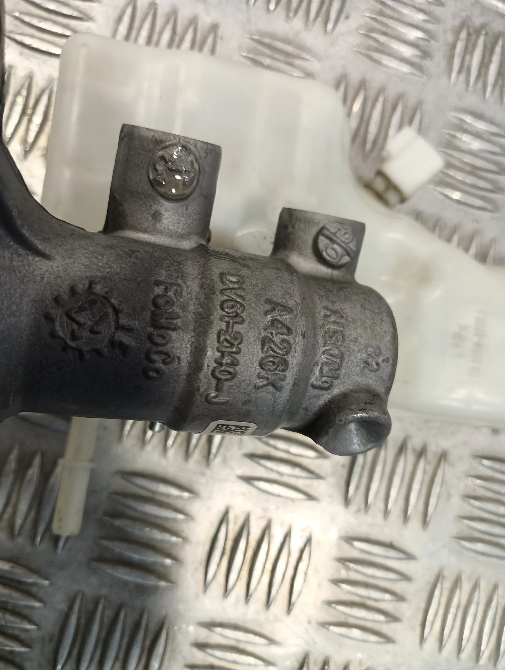 Bomba Freno para Ford Focus Lim.