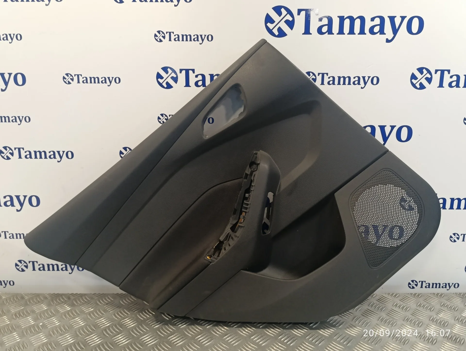 Guarnecido Puerta Trasera Izquierda para Ford Focus Lim.