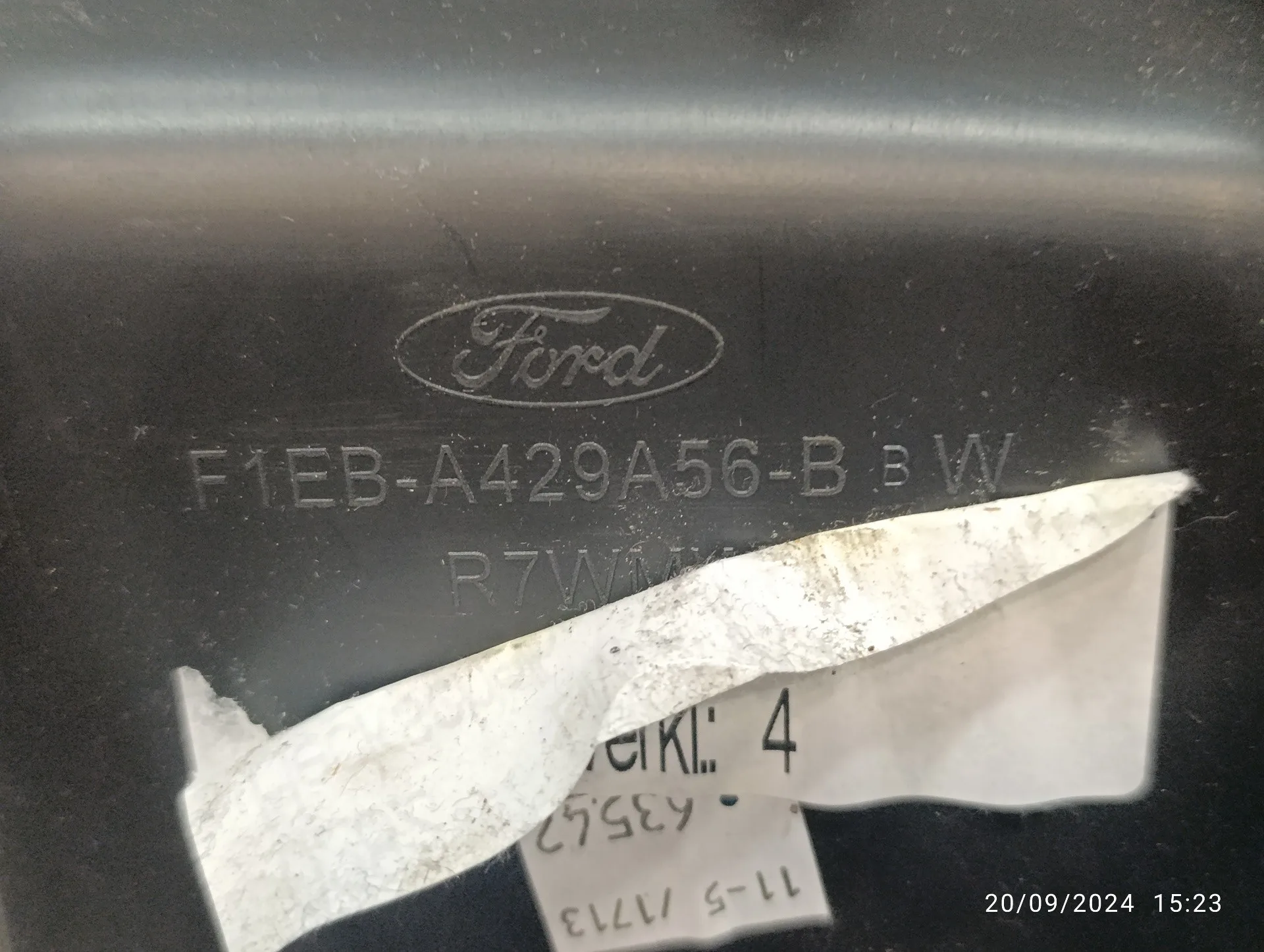 Guarnecido Porton Trasero para Ford Focus Lim.