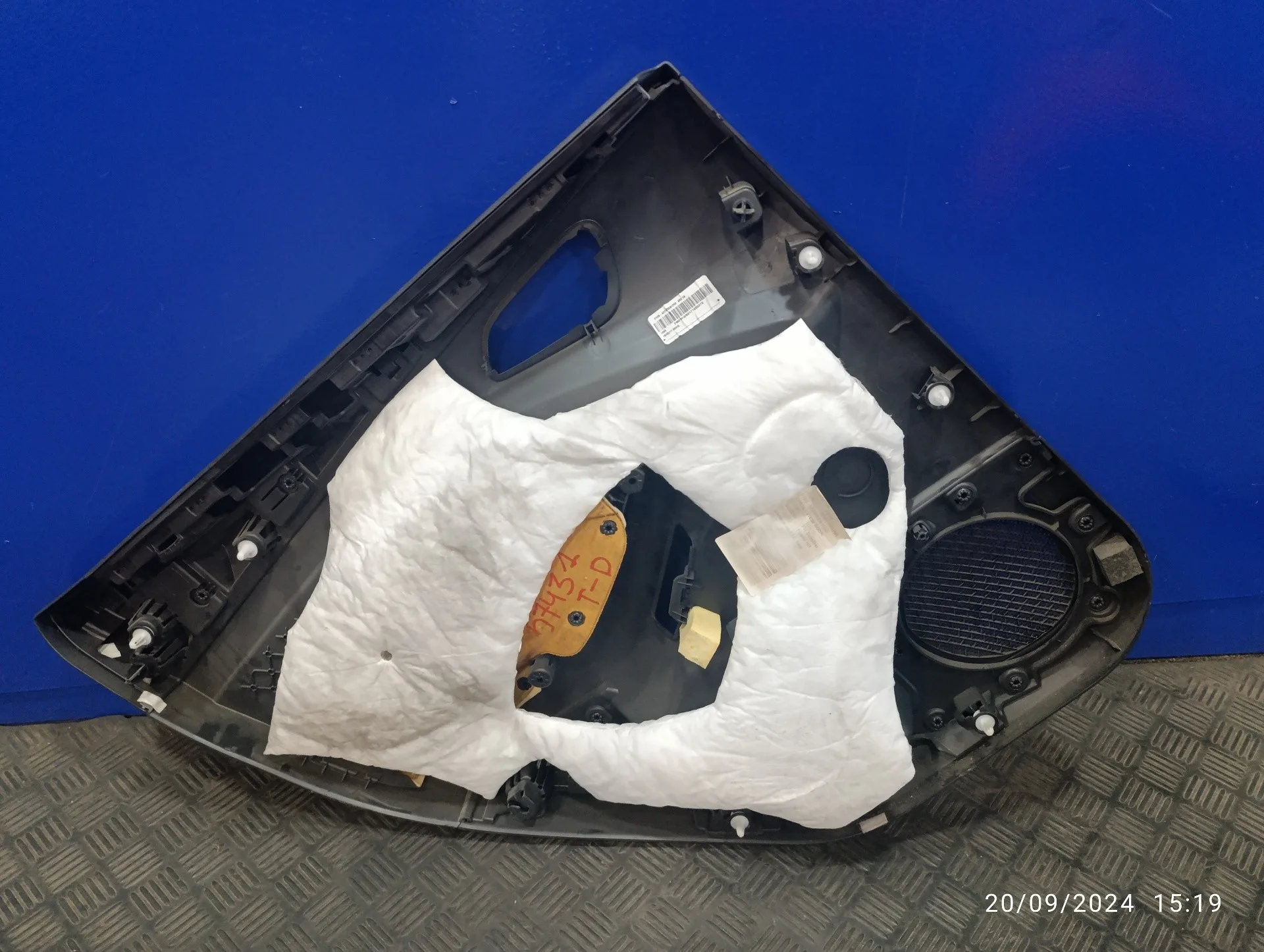 Guarnecido Puerta Trasera Derecha para Ford Focus Lim.