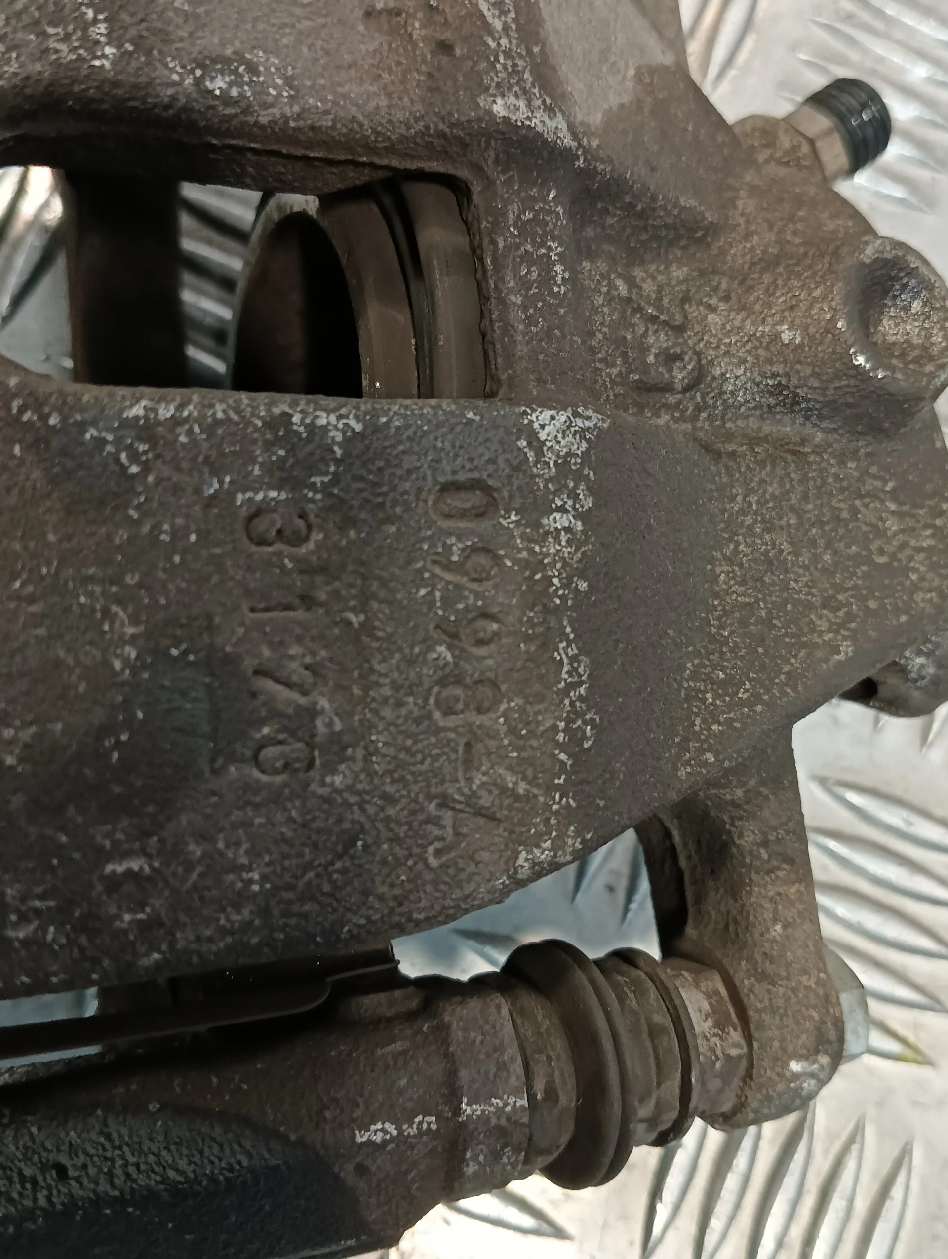 Pinza Freno Delantera Derecha para Suzuki Swift Berlina (Mz)