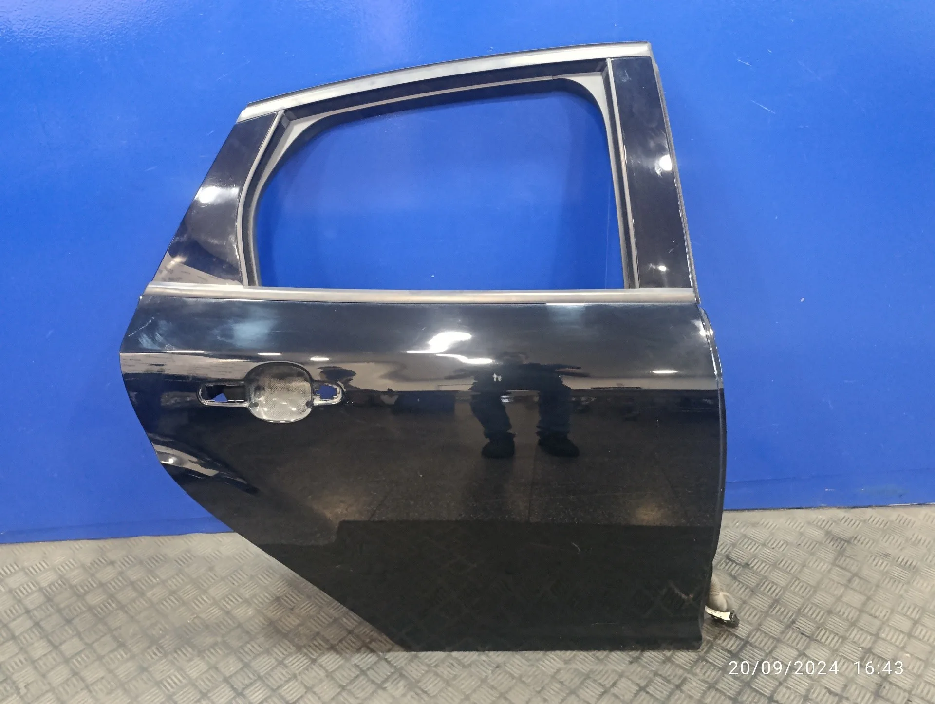 Puerta Trasera Derecha para Ford Focus Lim.