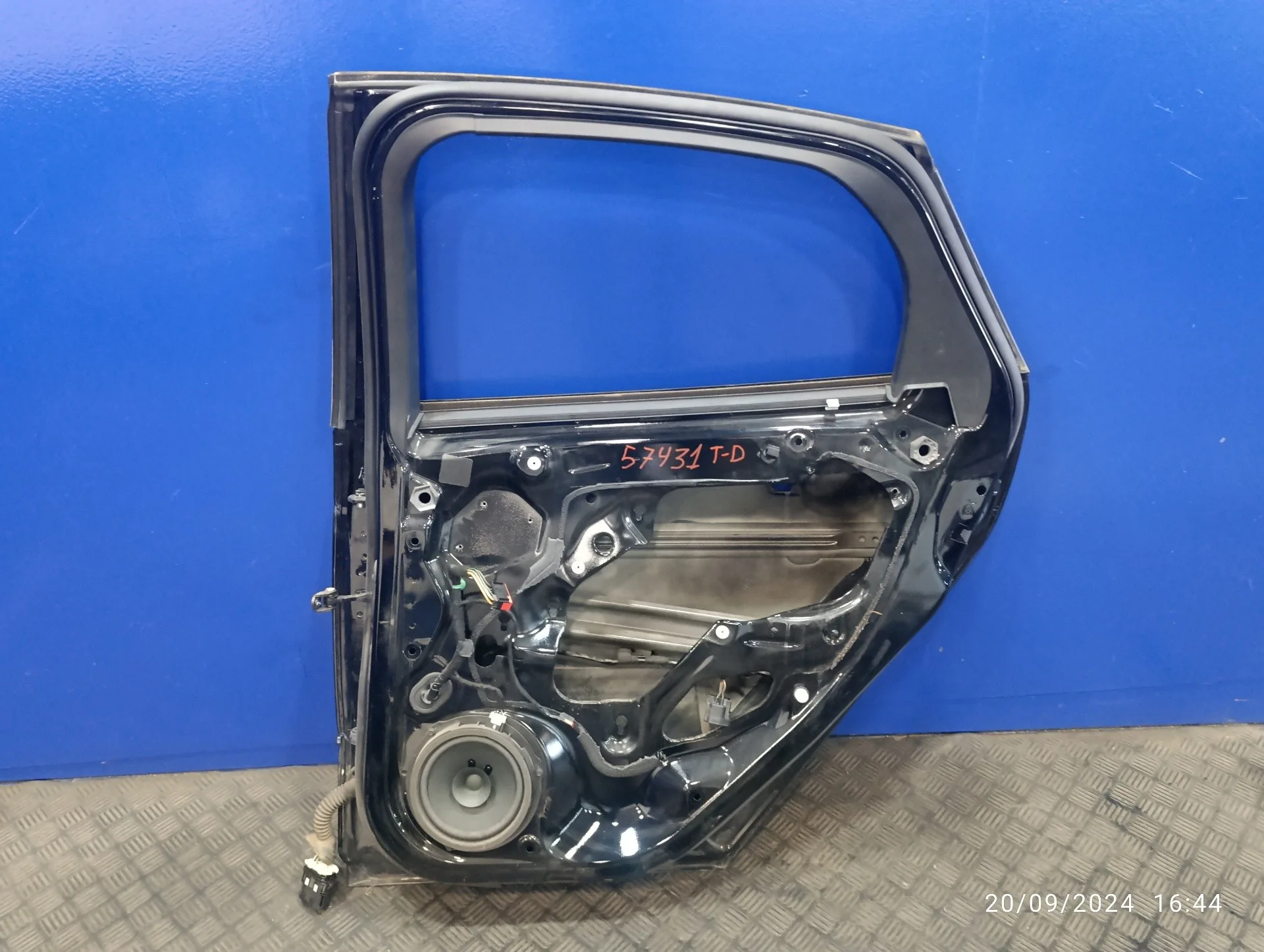 Puerta Trasera Derecha para Ford Focus Lim.