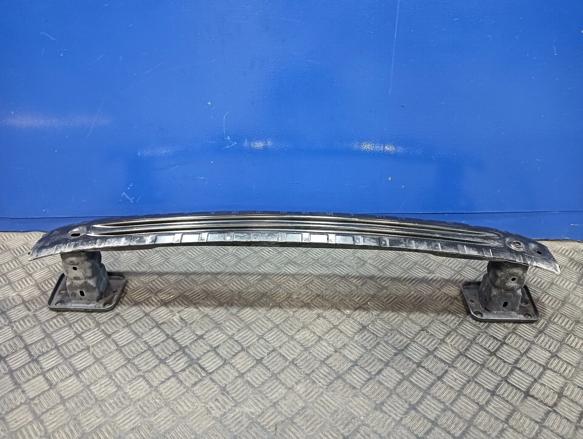Refuerzo Paragolpes Trasero para Ford Focus Lim.