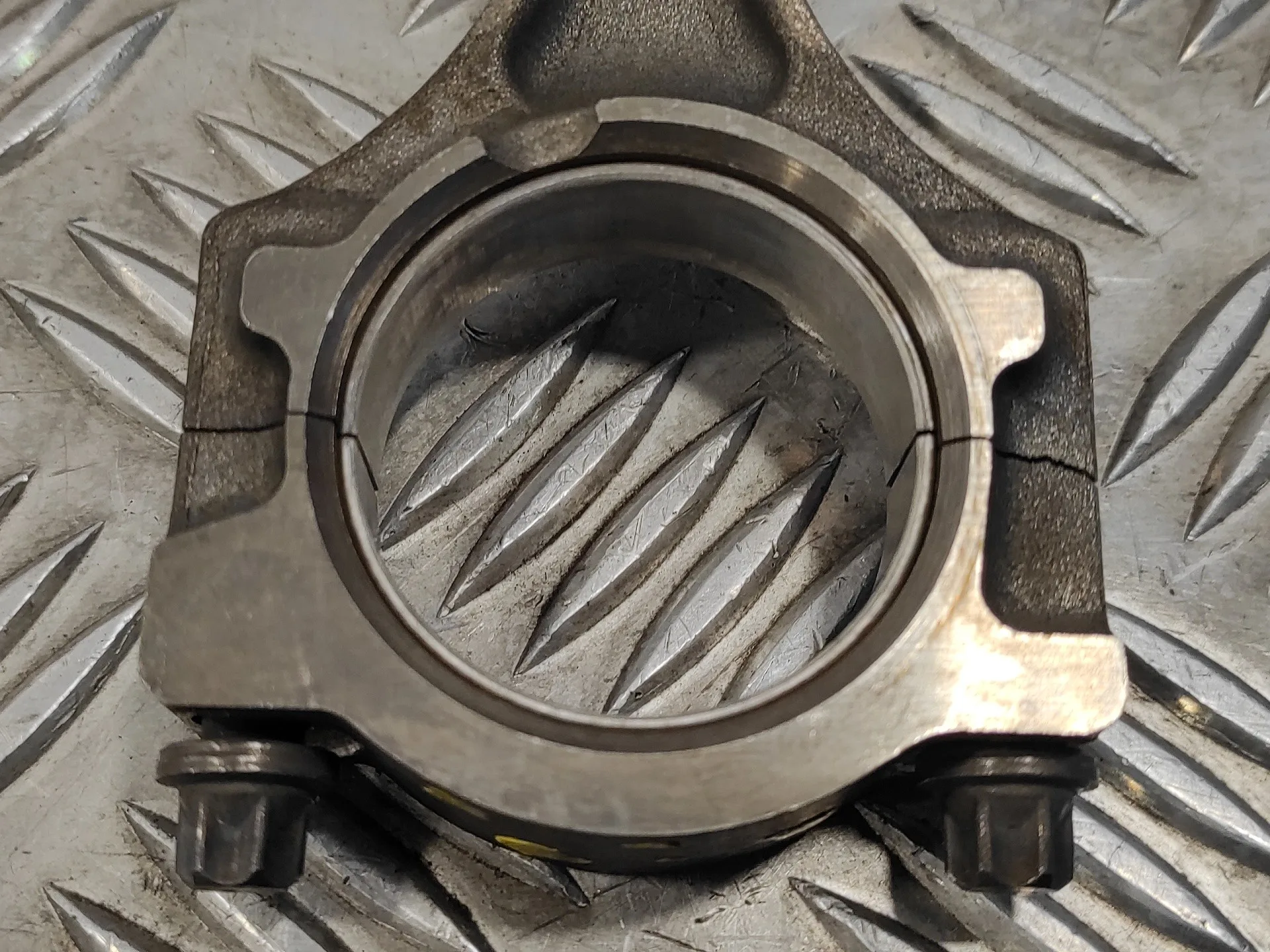 Biela para Ford Fiesta (Cb1)