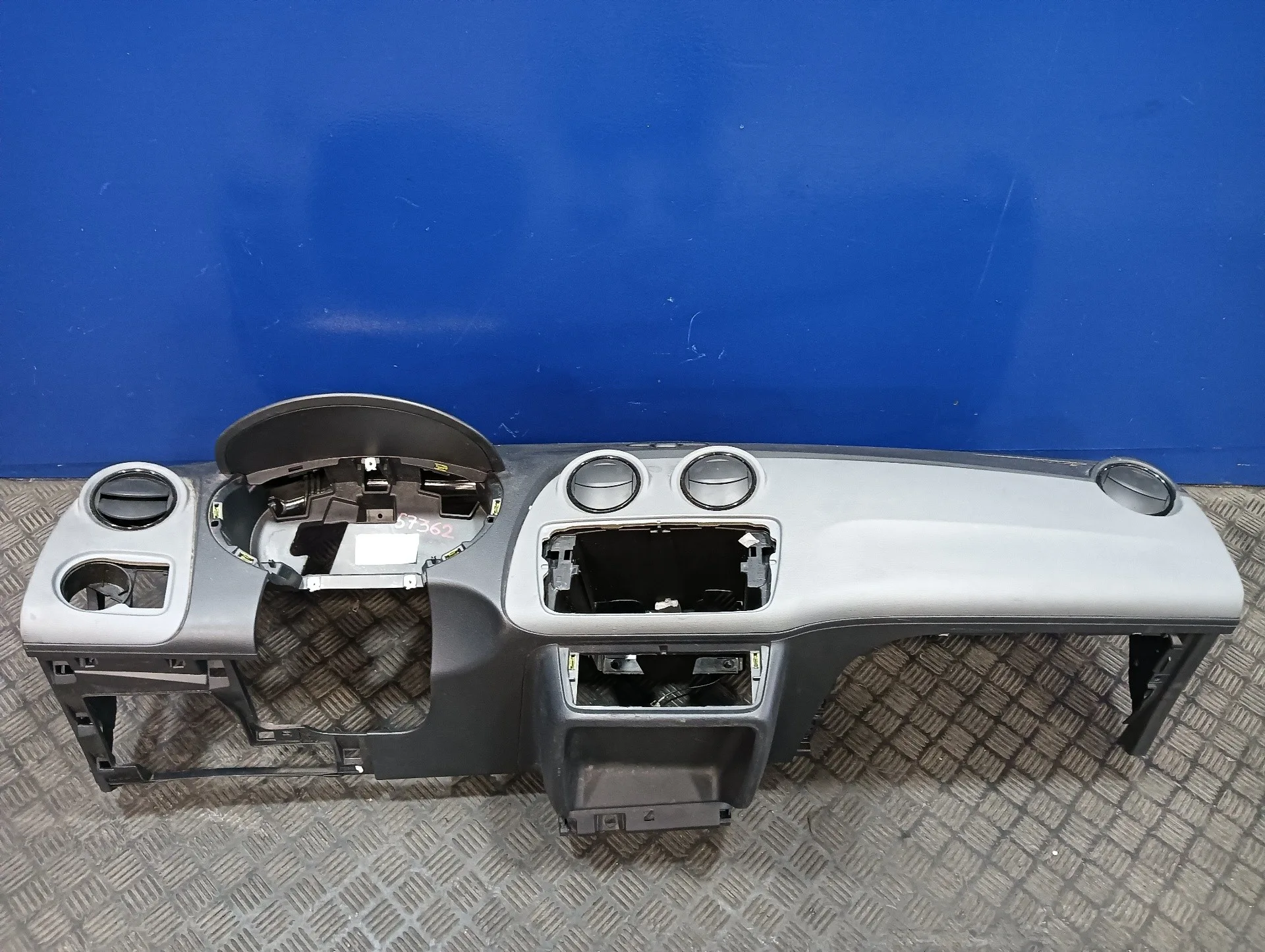 Salpicadero para Seat Ibiza (6J5)