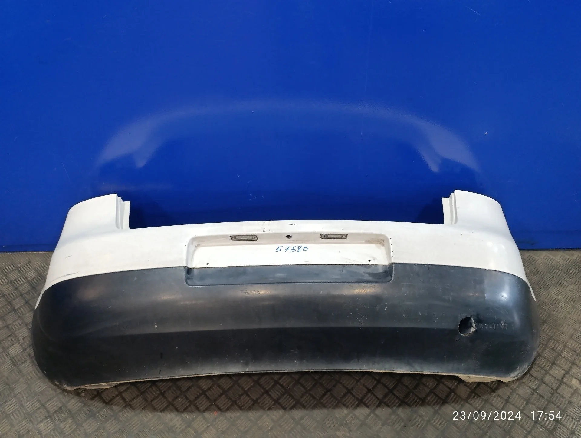Paragolpes Trasero para Volkswagen Golf V Berlina (1K1)