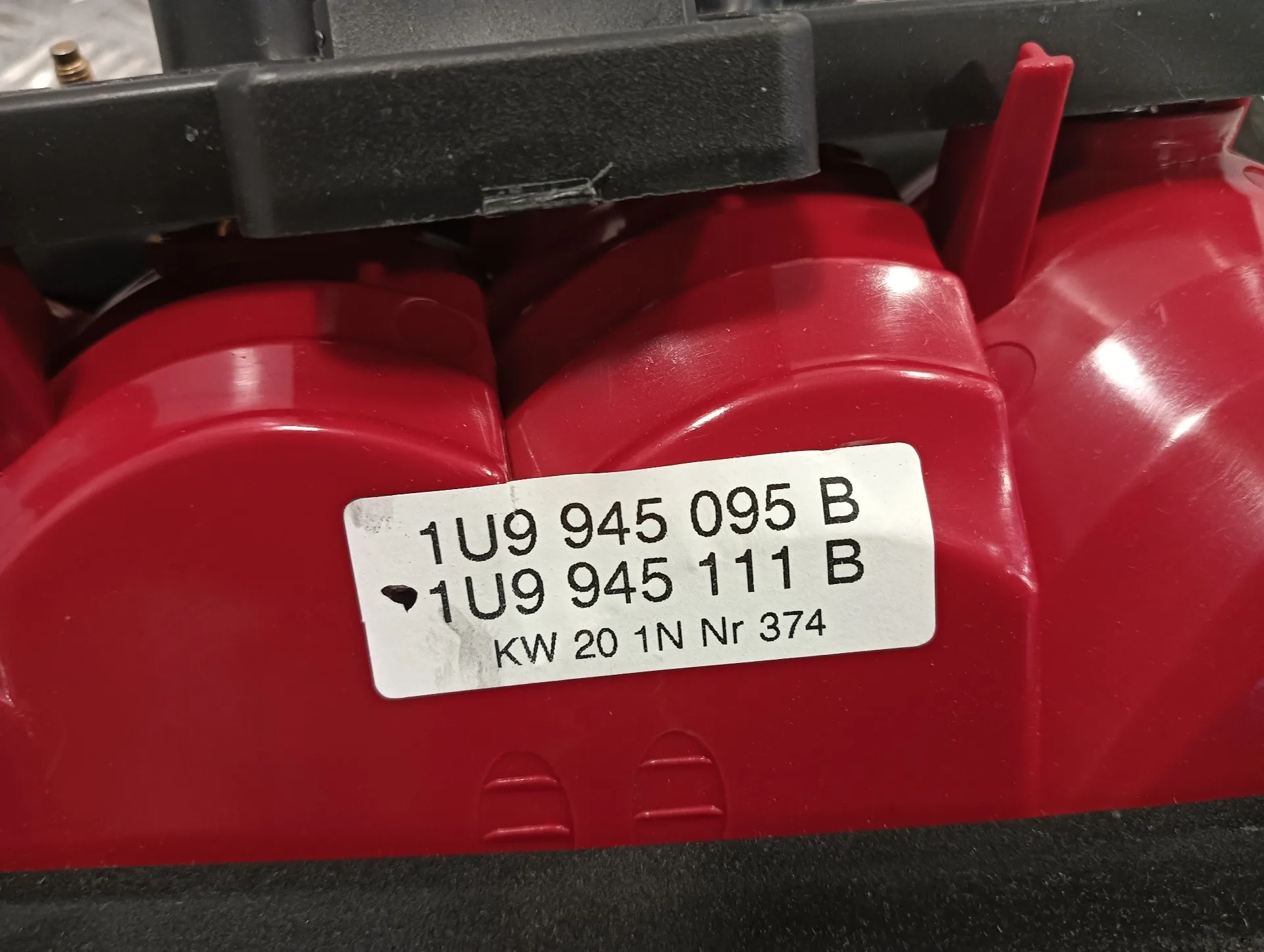 Piloto Trasero Izquierdo para Skoda Octavia Combi (1U5)