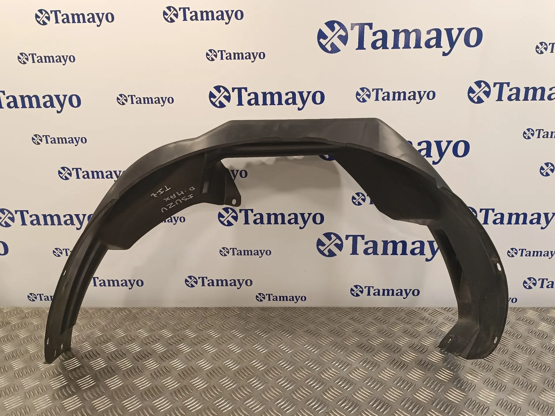 Plastico Paso Rueda Trasero Izquierdo para Isuzu D-Max