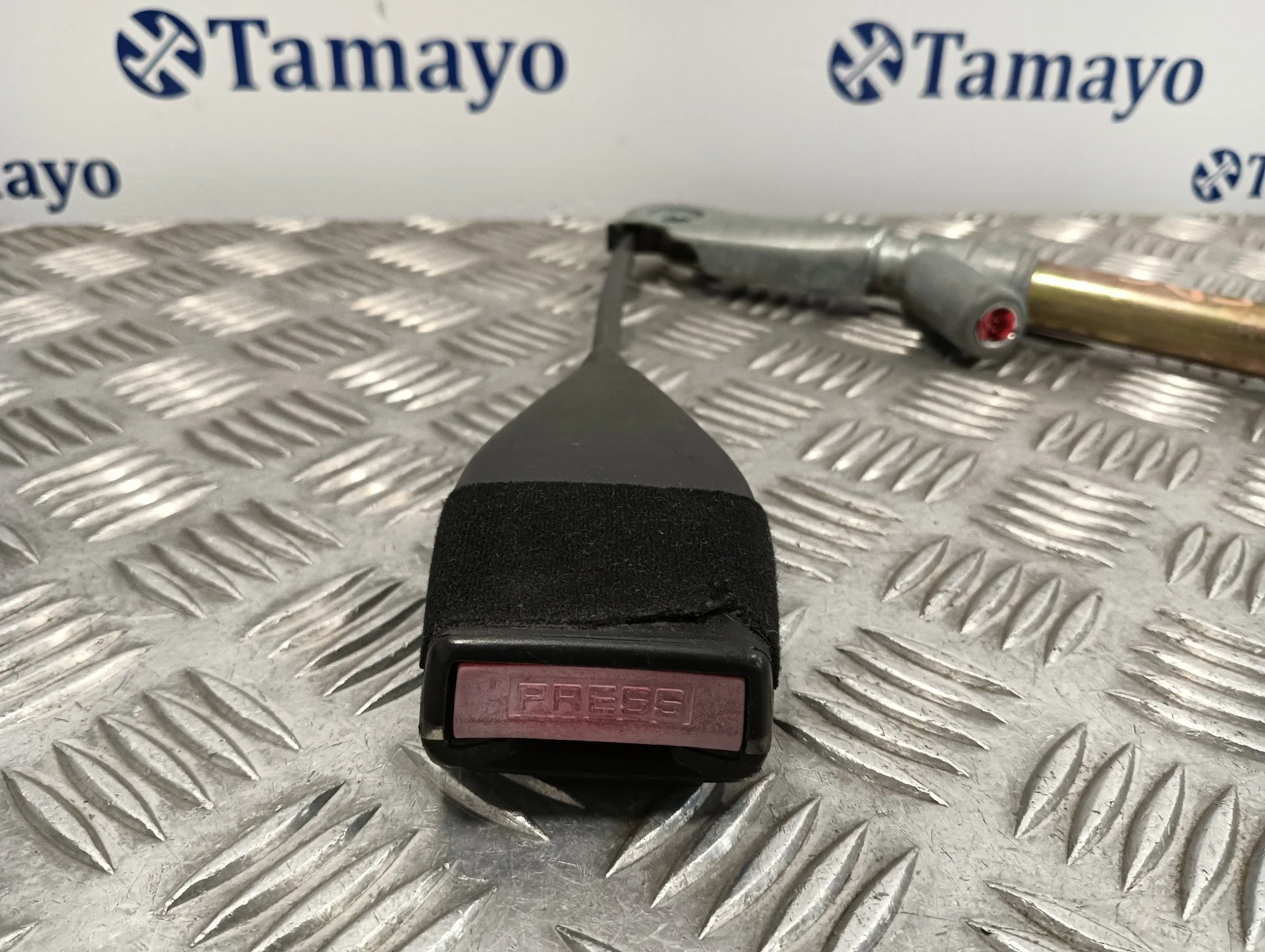 Enganche Cinturon Delantero Derecho para Renault Megane Ii Berlina 3P