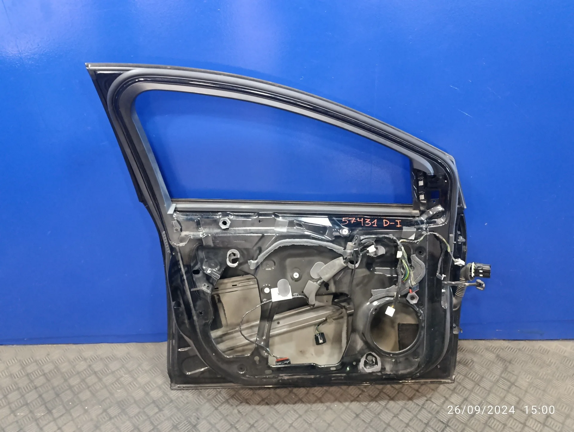 Puerta Delantera Izquierda para Ford Focus Lim.