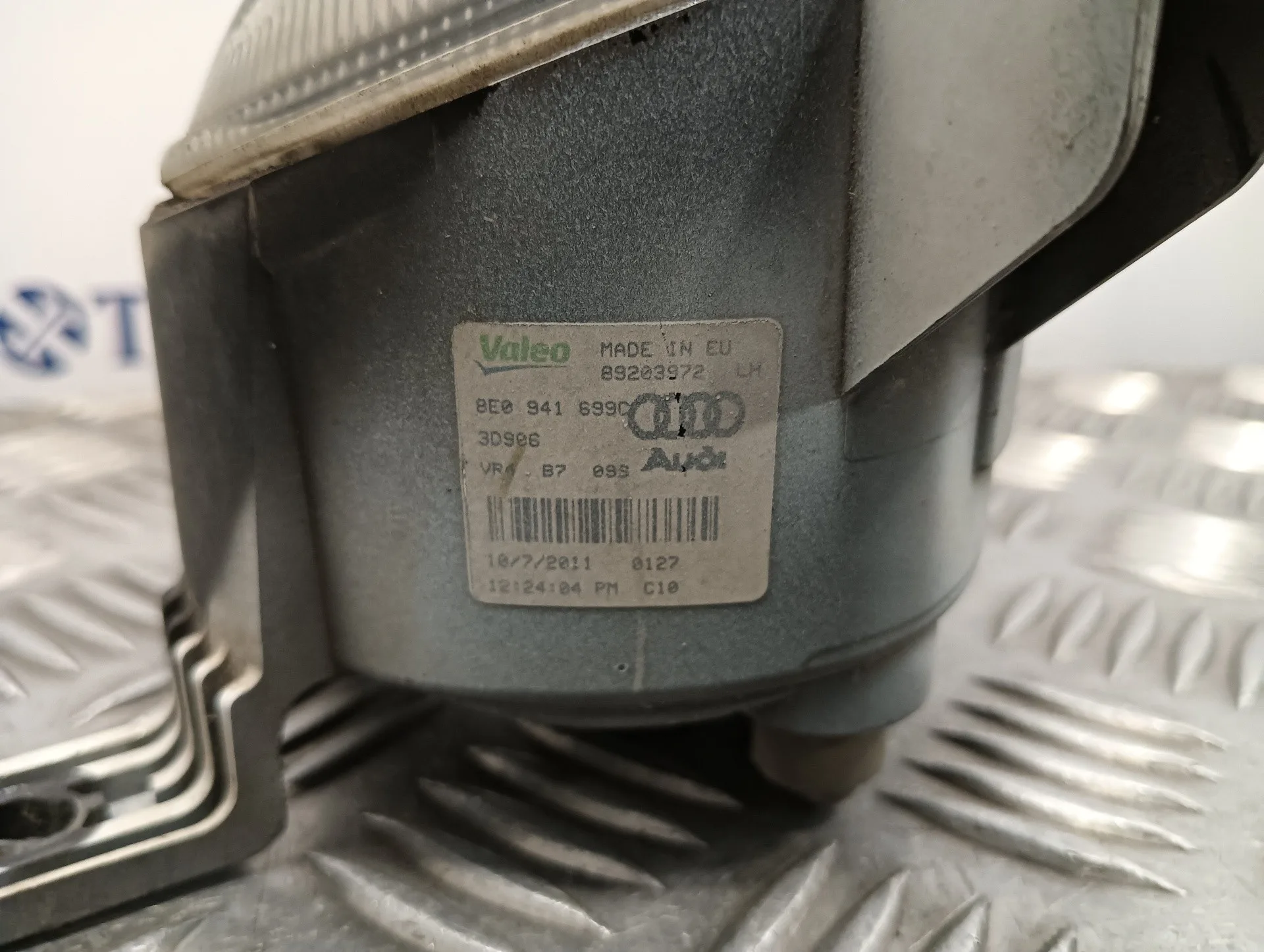 Faro Antiniebla Izquierdo para Audi A3 Sportback (8P)